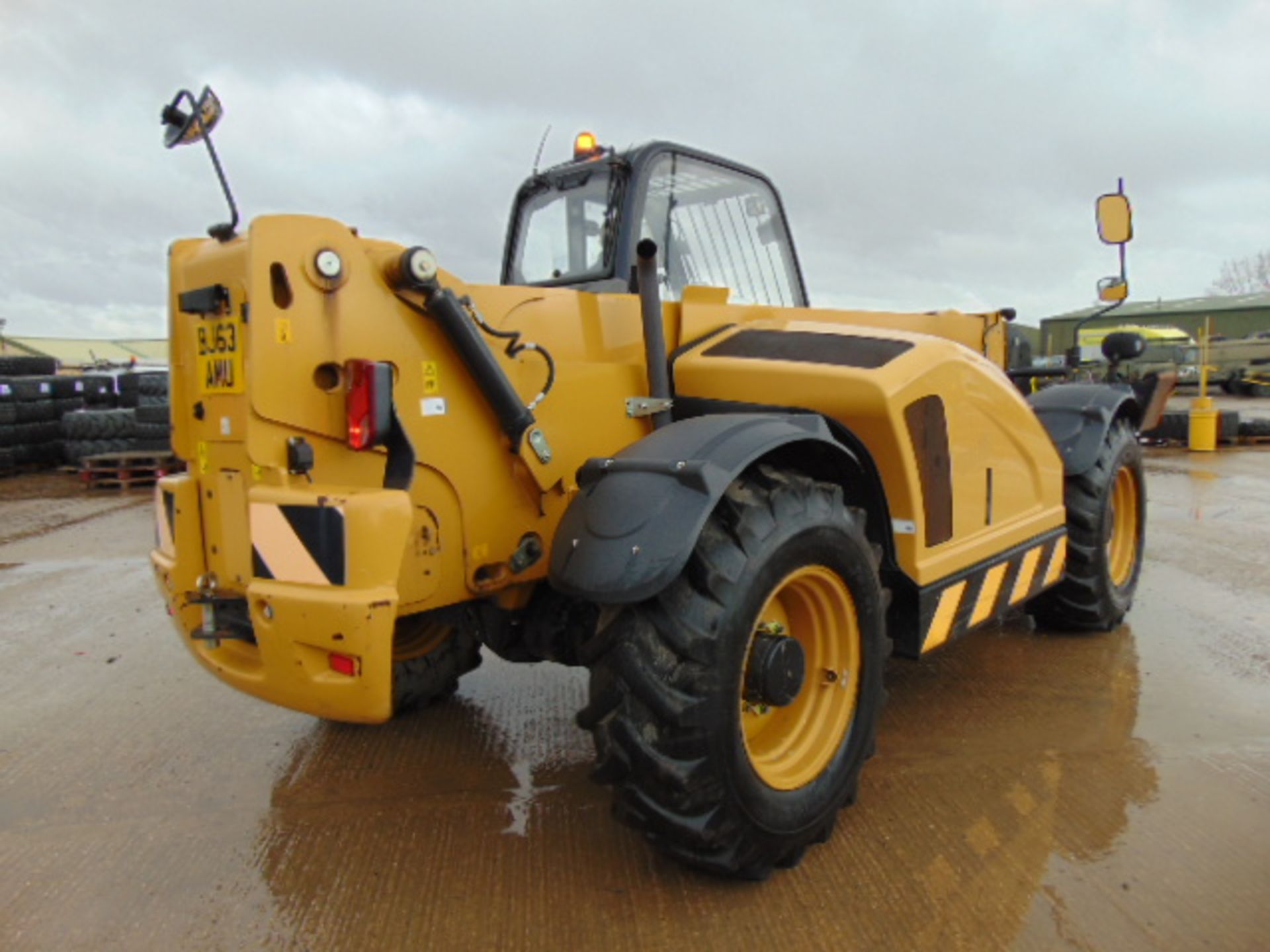 2013 Caterpillar TH414C 3.6 ton Telehandler - Image 15 of 35