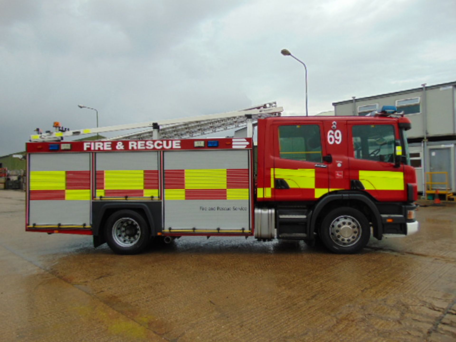 Scania 94D 260 / Emergency One Fire Engine - Image 5 of 33