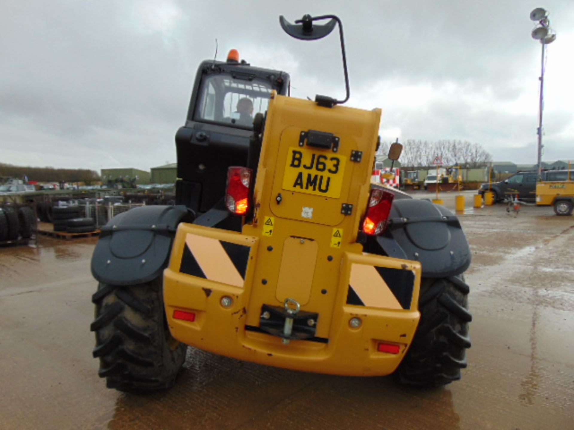 2013 Caterpillar TH414C 3.6 ton Telehandler - Image 8 of 35