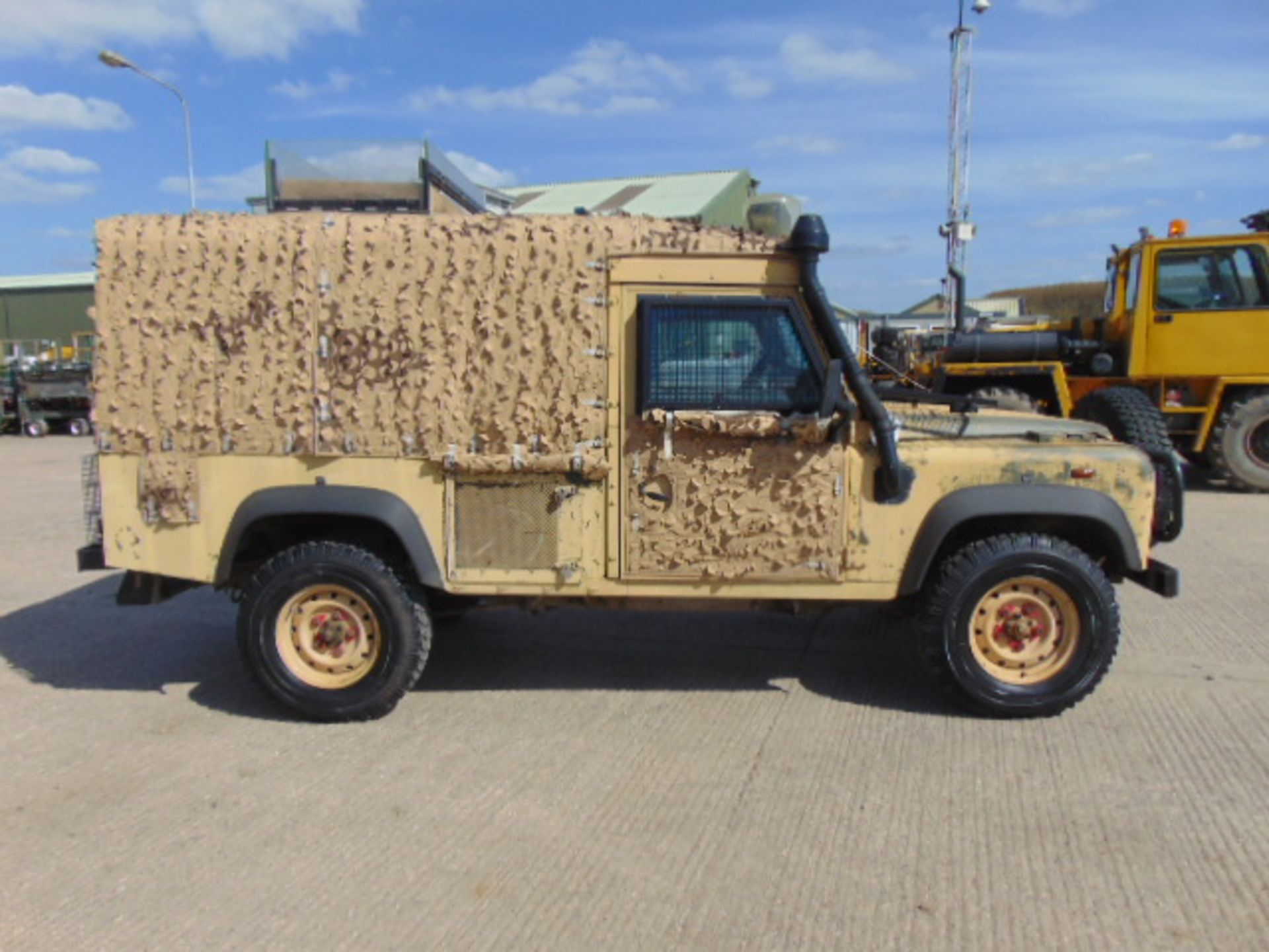 Land Rover Snatch 2A Armoured Defender 110 300TDi - Image 5 of 21