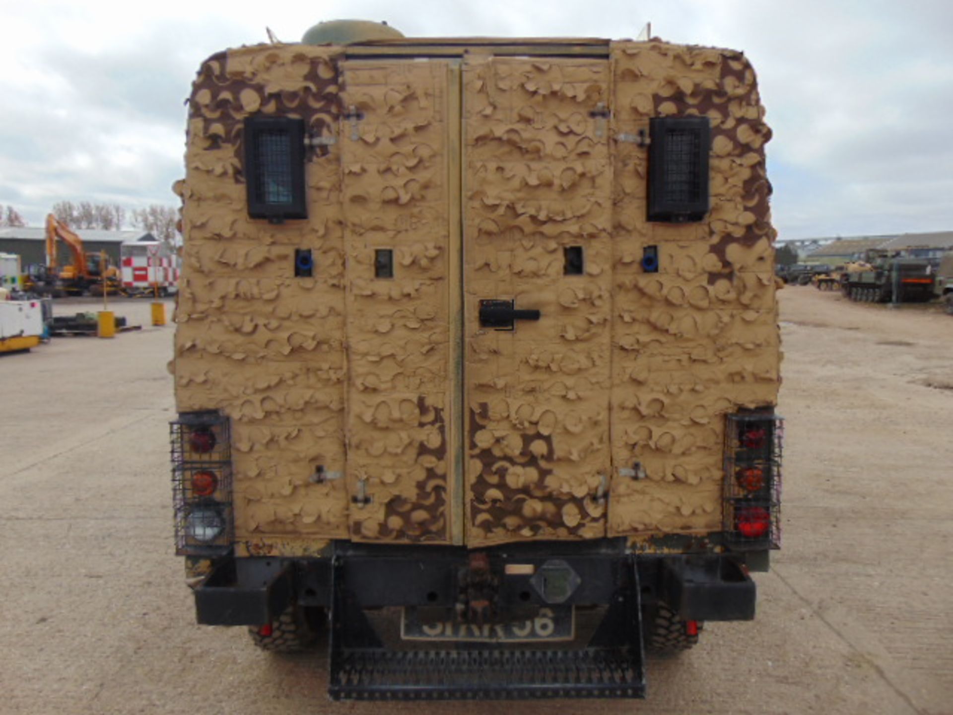 Land Rover Snatch 2A Armoured Defender 110 300TDi - Image 7 of 21