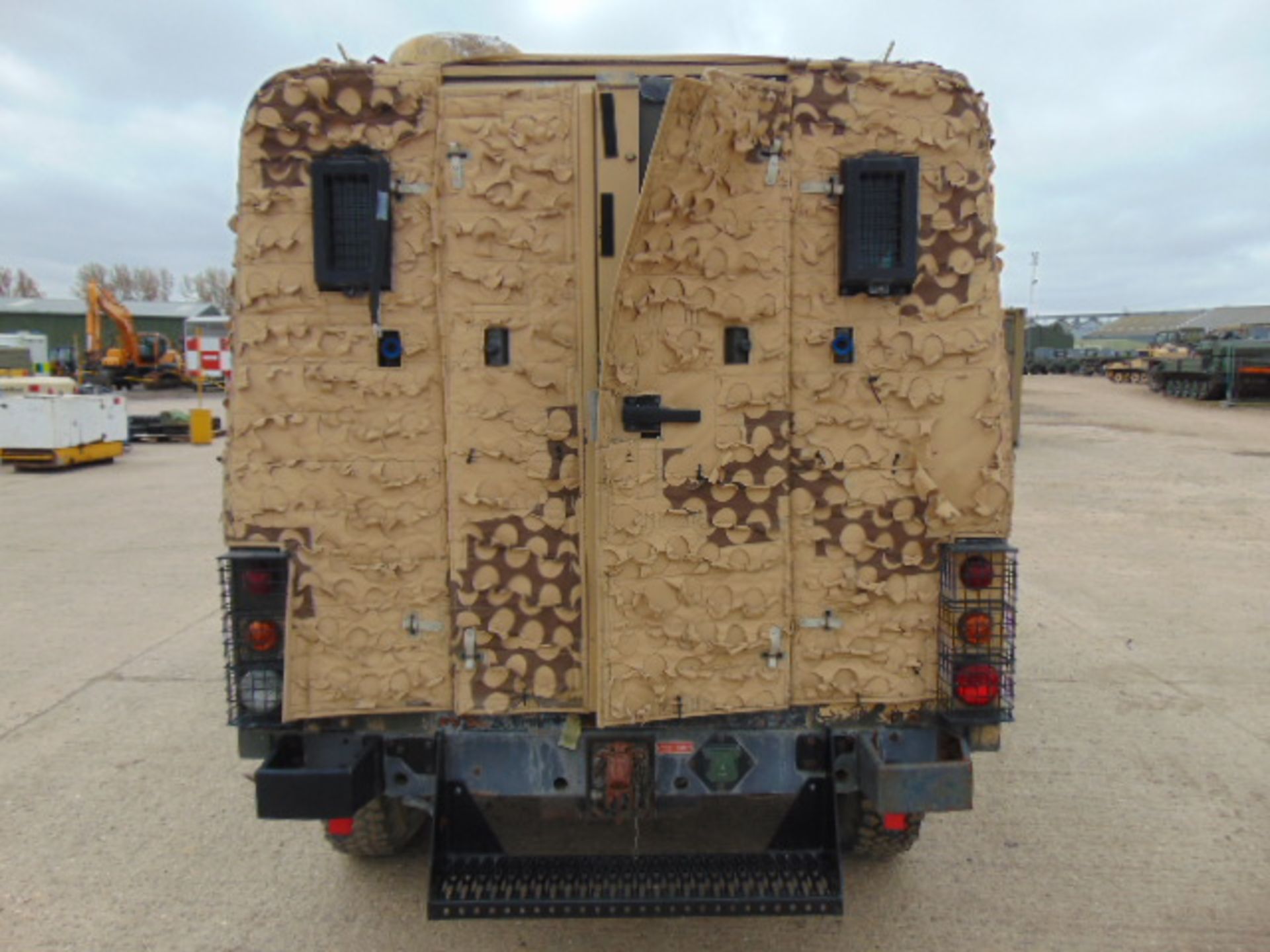 Land Rover Snatch 2A Armoured Defender 110 300TDi - Image 7 of 21