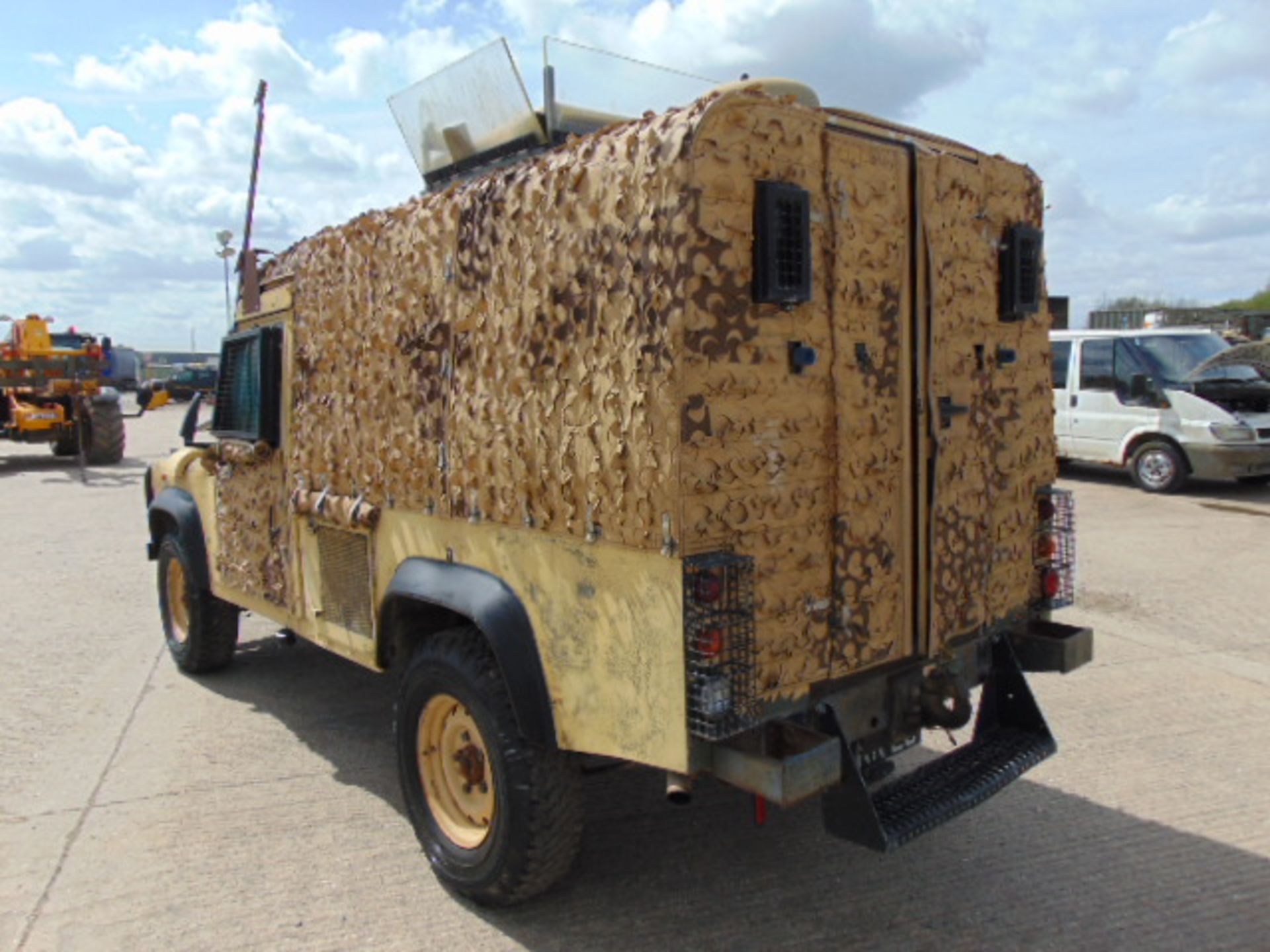 Land Rover Snatch 2A Armoured Defender 110 300TDi - Image 8 of 21