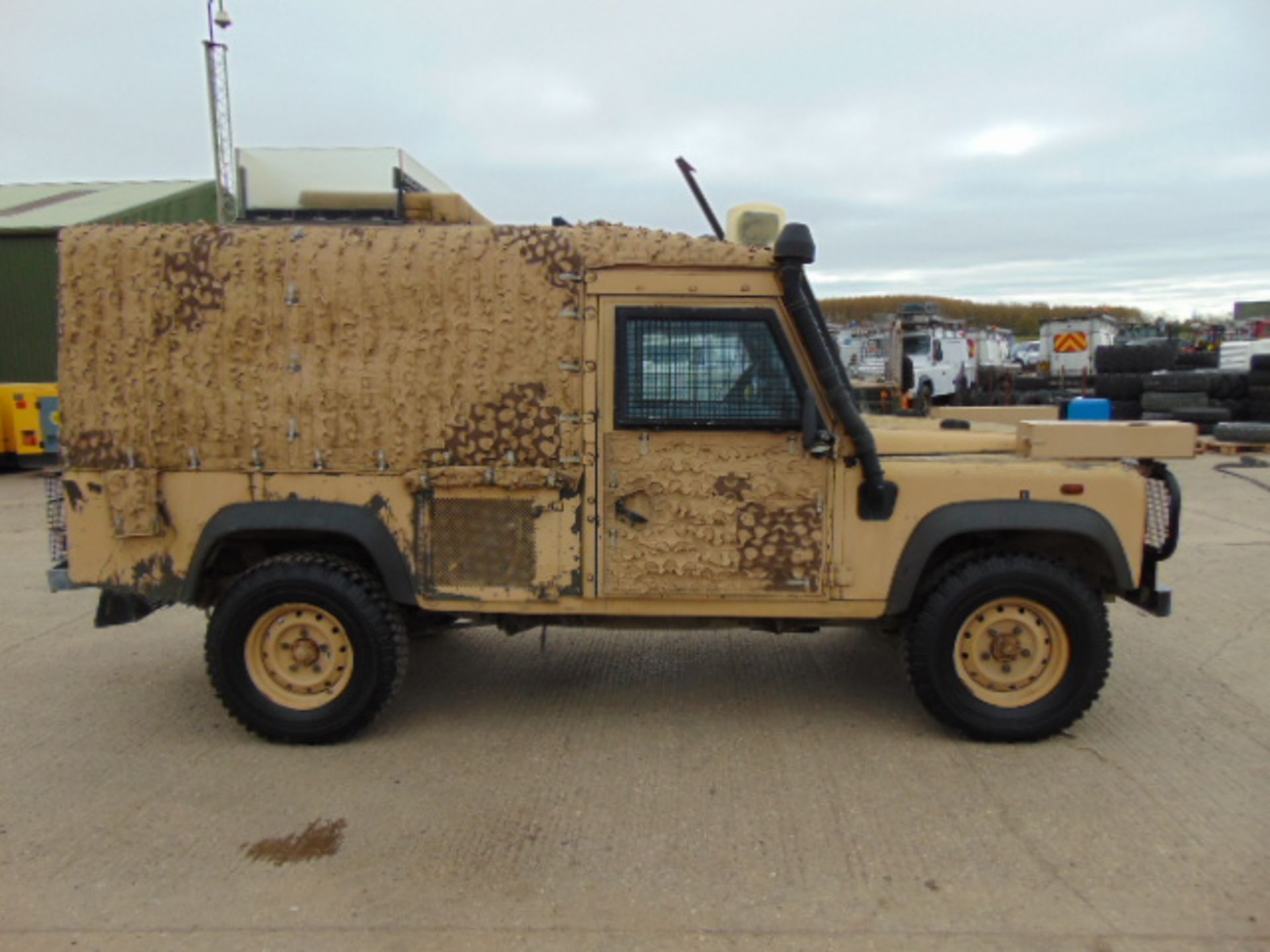 Land Rover Snatch 2A Armoured Defender 110 300TDi - Image 5 of 20