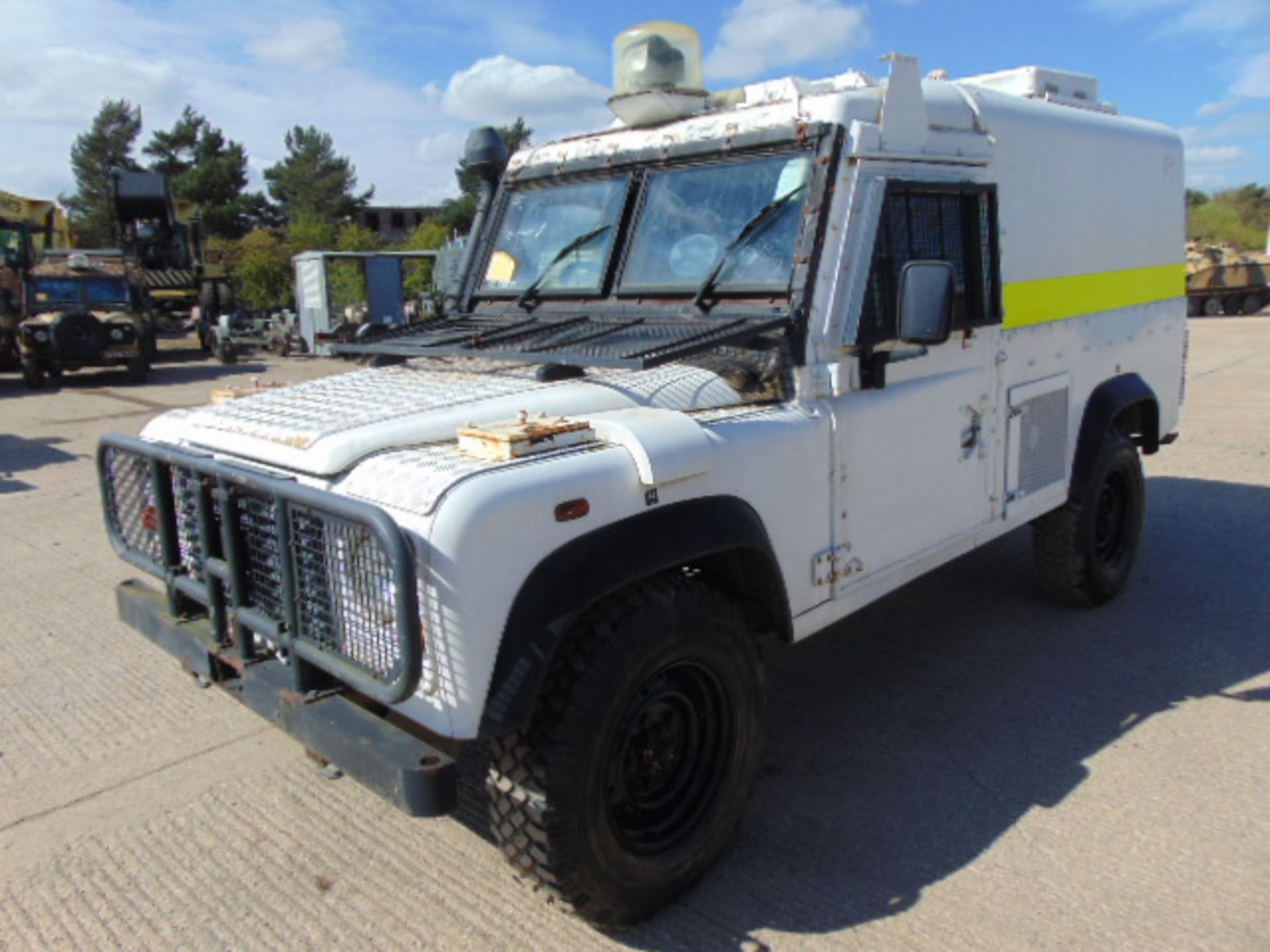 Land Rover Snatch 2A Armoured Defender 110 300TDi - Image 3 of 18