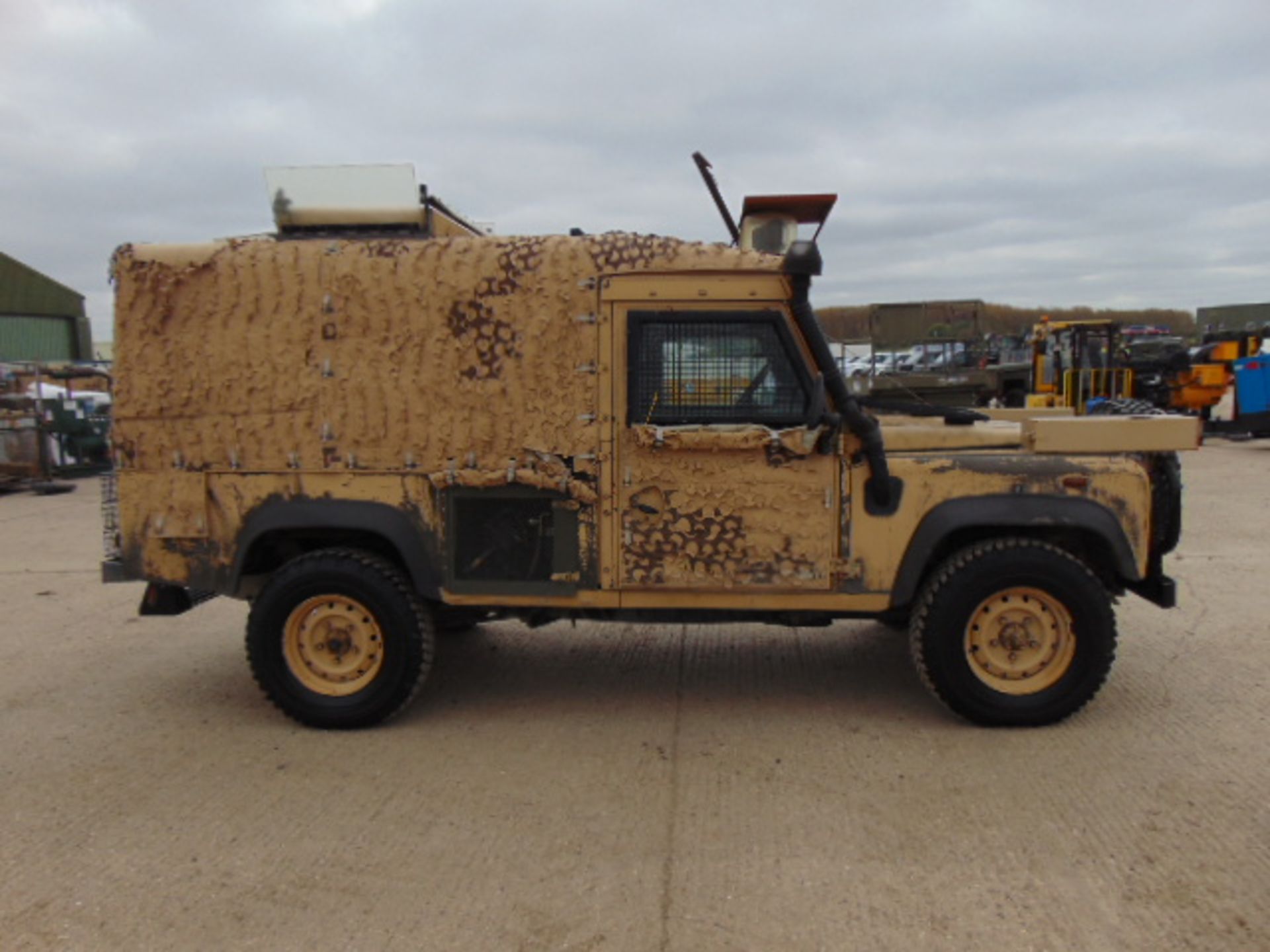 Land Rover Snatch 2A Armoured Defender 110 300TDi - Image 5 of 21