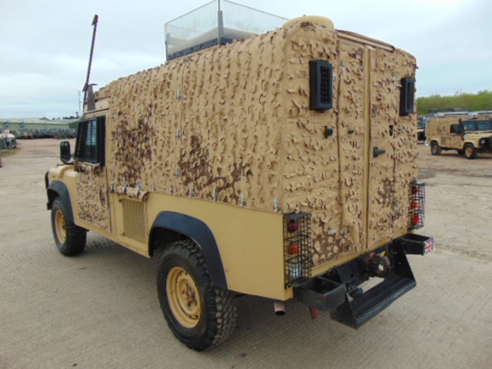 Land Rover Snatch 2A Armoured Defender 110 300TDi - Image 8 of 20
