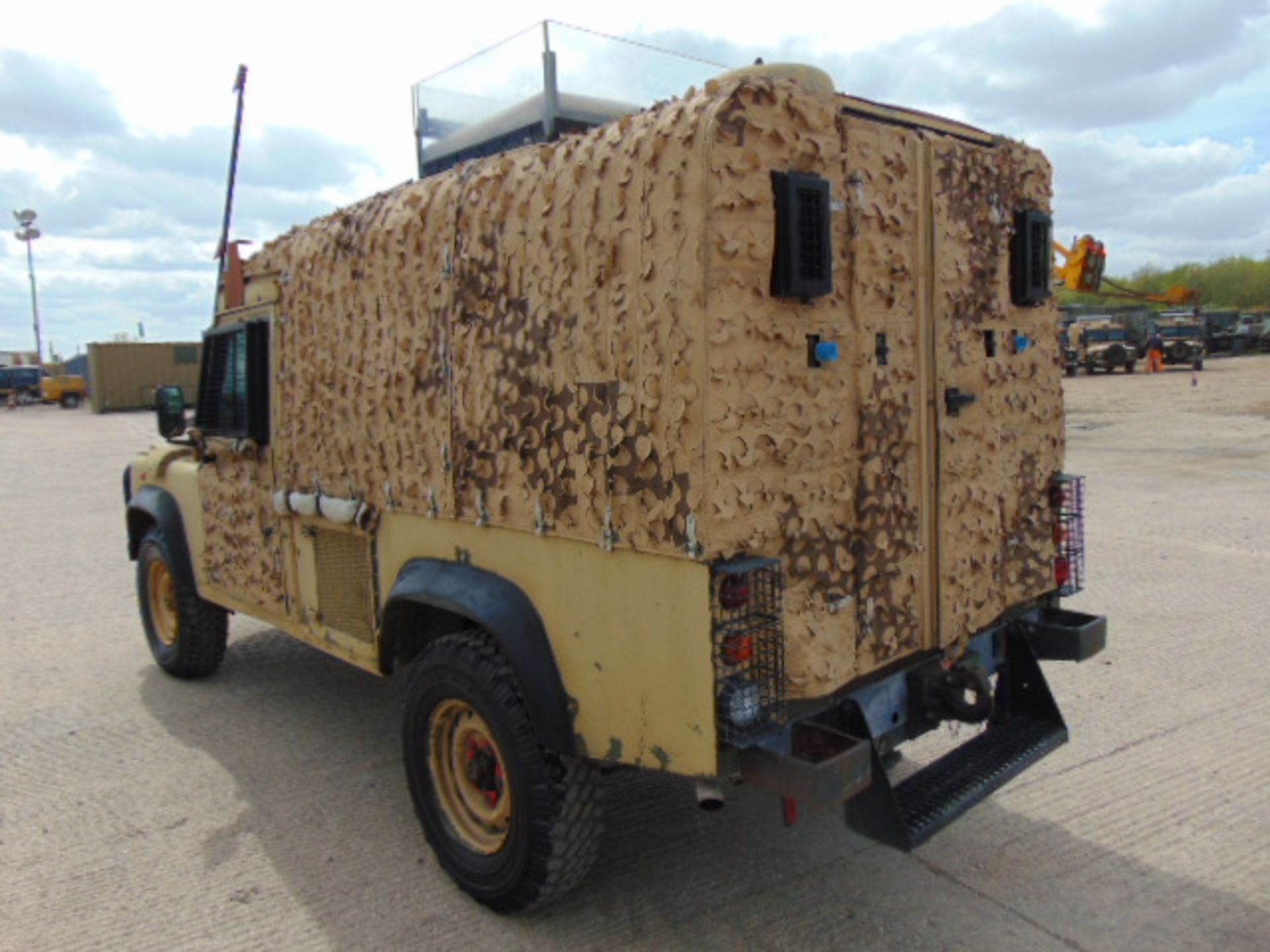 Land Rover Snatch 2A Armoured Defender 110 300TDi - Image 8 of 21