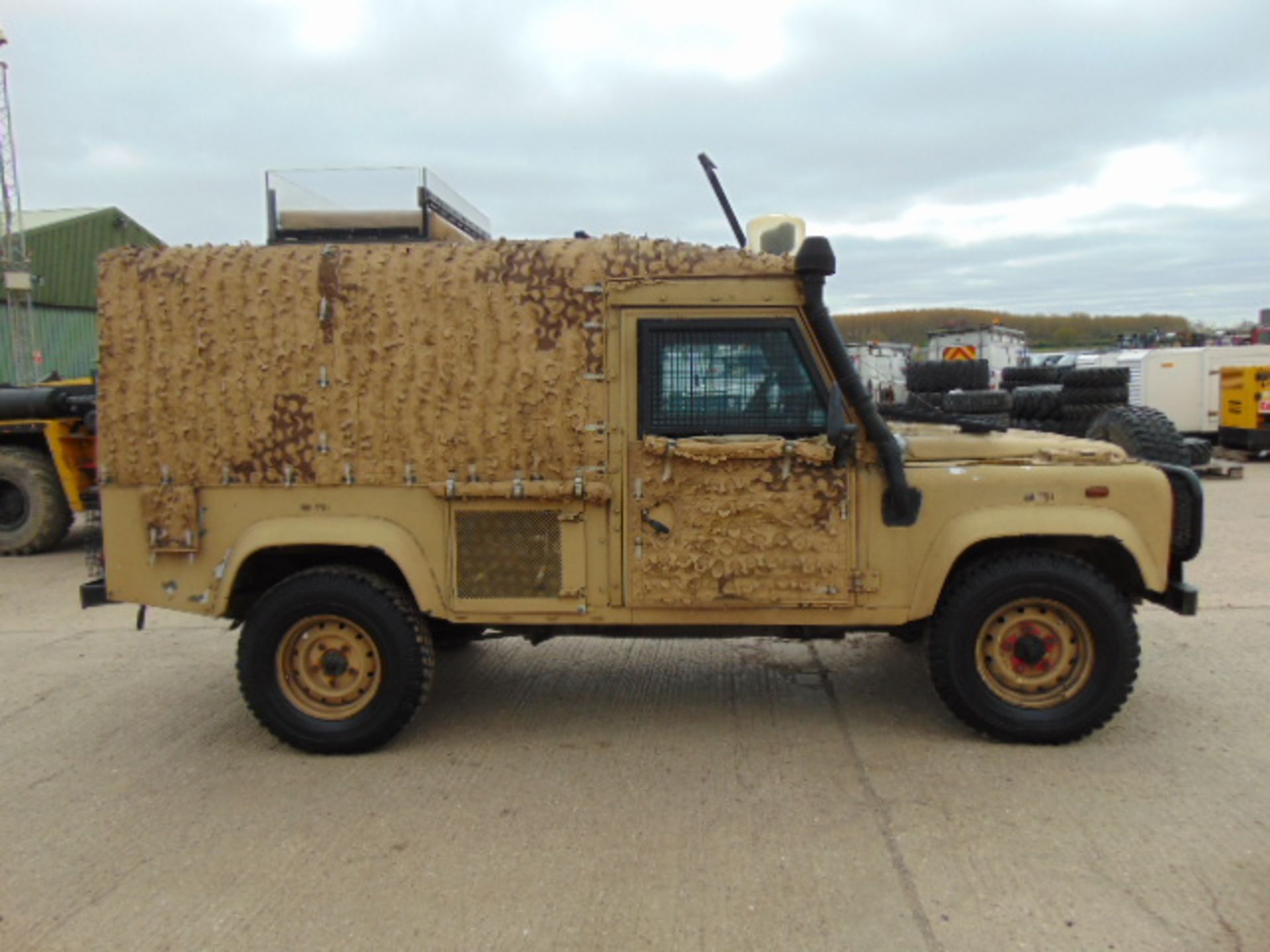 Land Rover Snatch 2A Armoured Defender 110 300TDi - Image 5 of 21