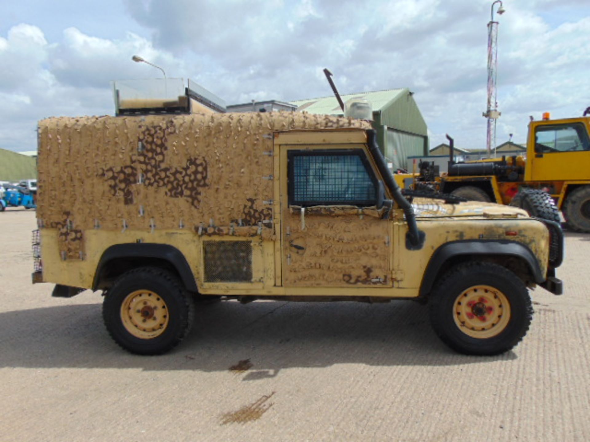 Land Rover Snatch 2A Armoured Defender 110 300TDi - Image 5 of 21