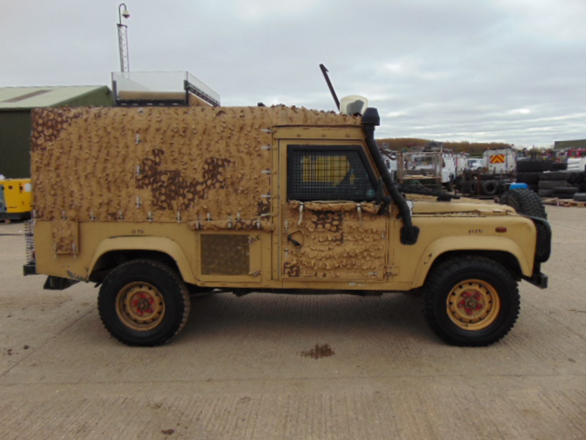 Land Rover Snatch 2A Armoured Defender 110 300TDi - Image 5 of 21