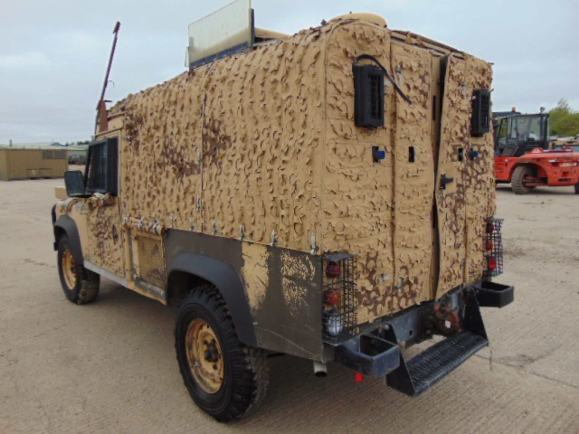 Land Rover Snatch 2A Armoured Defender 110 300TDi - Image 8 of 19