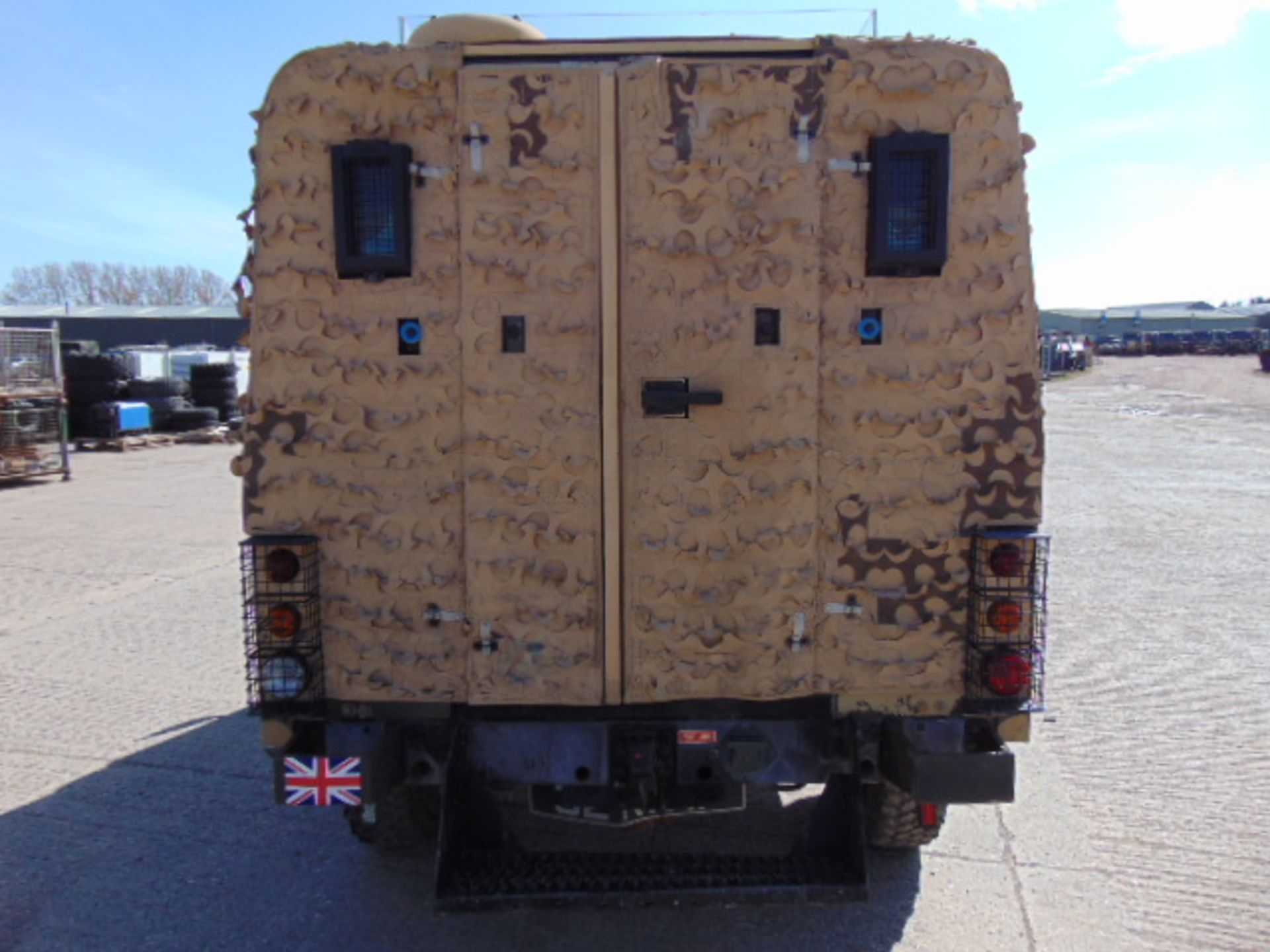 Land Rover Snatch 2A Armoured Defender 110 300TDi - Image 7 of 21