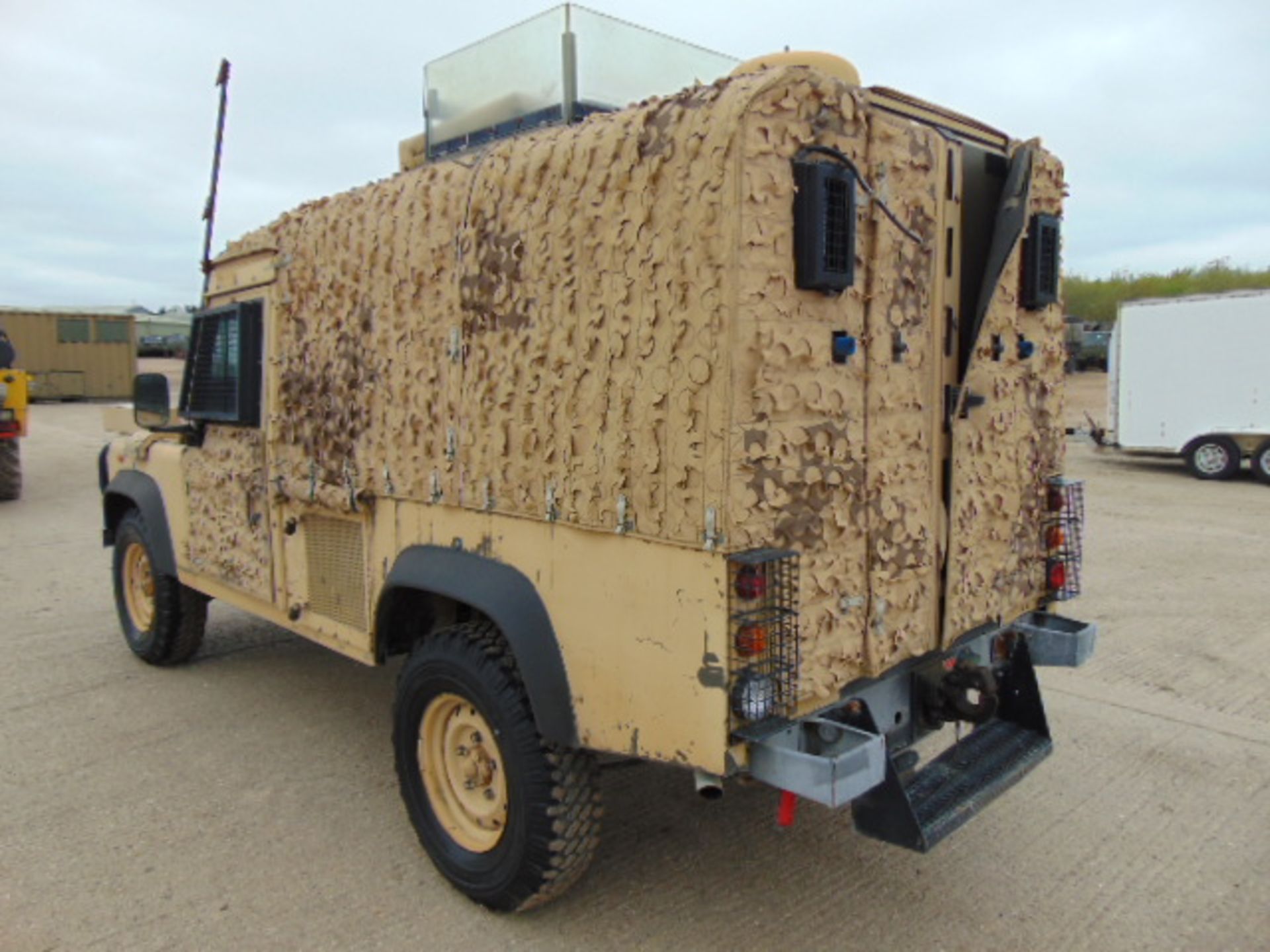 Land Rover Snatch 2A Armoured Defender 110 300TDi - Image 8 of 20