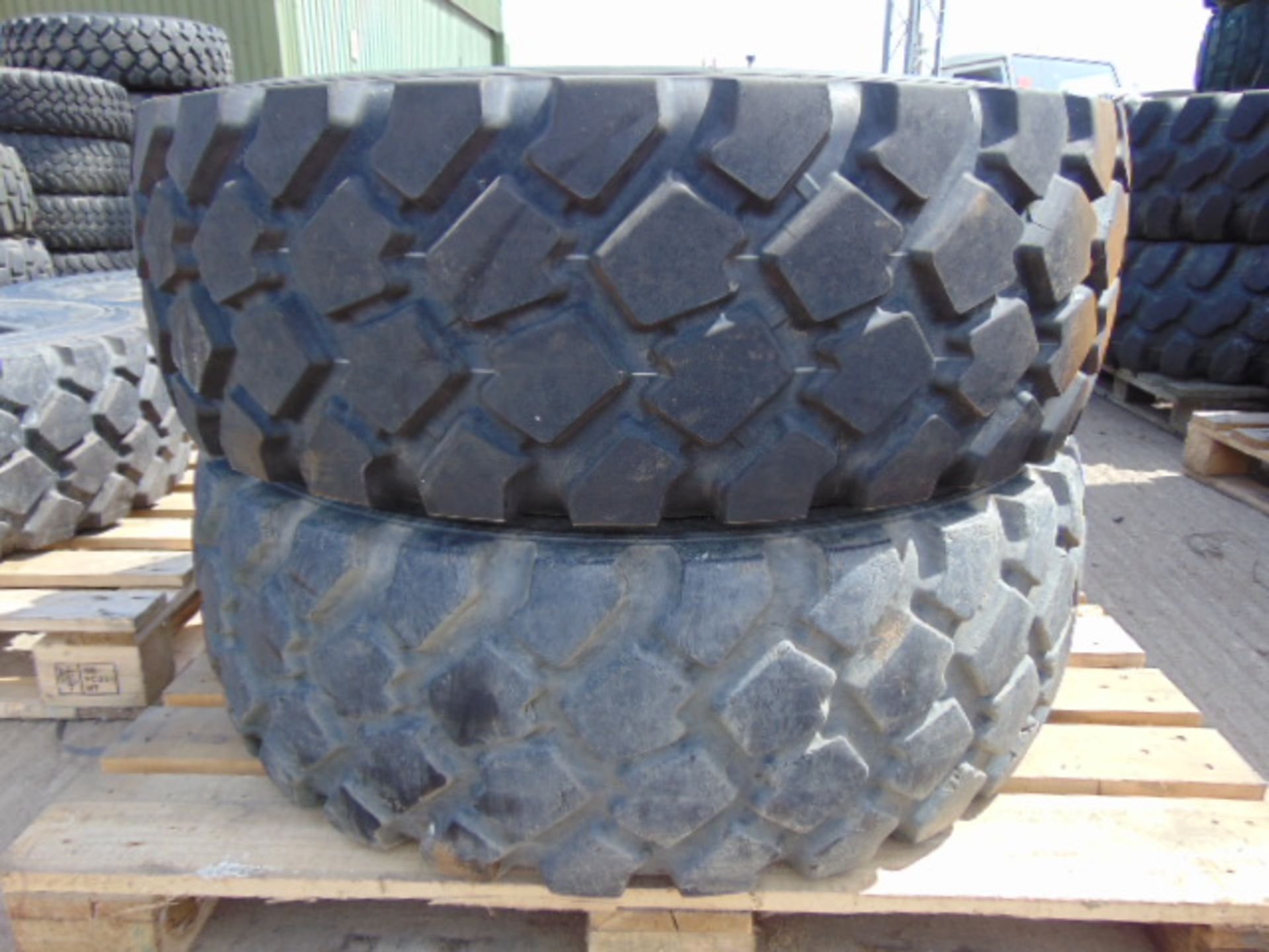 2 x Michelin 335/80 R20 XZL Tyres - Image 2 of 5