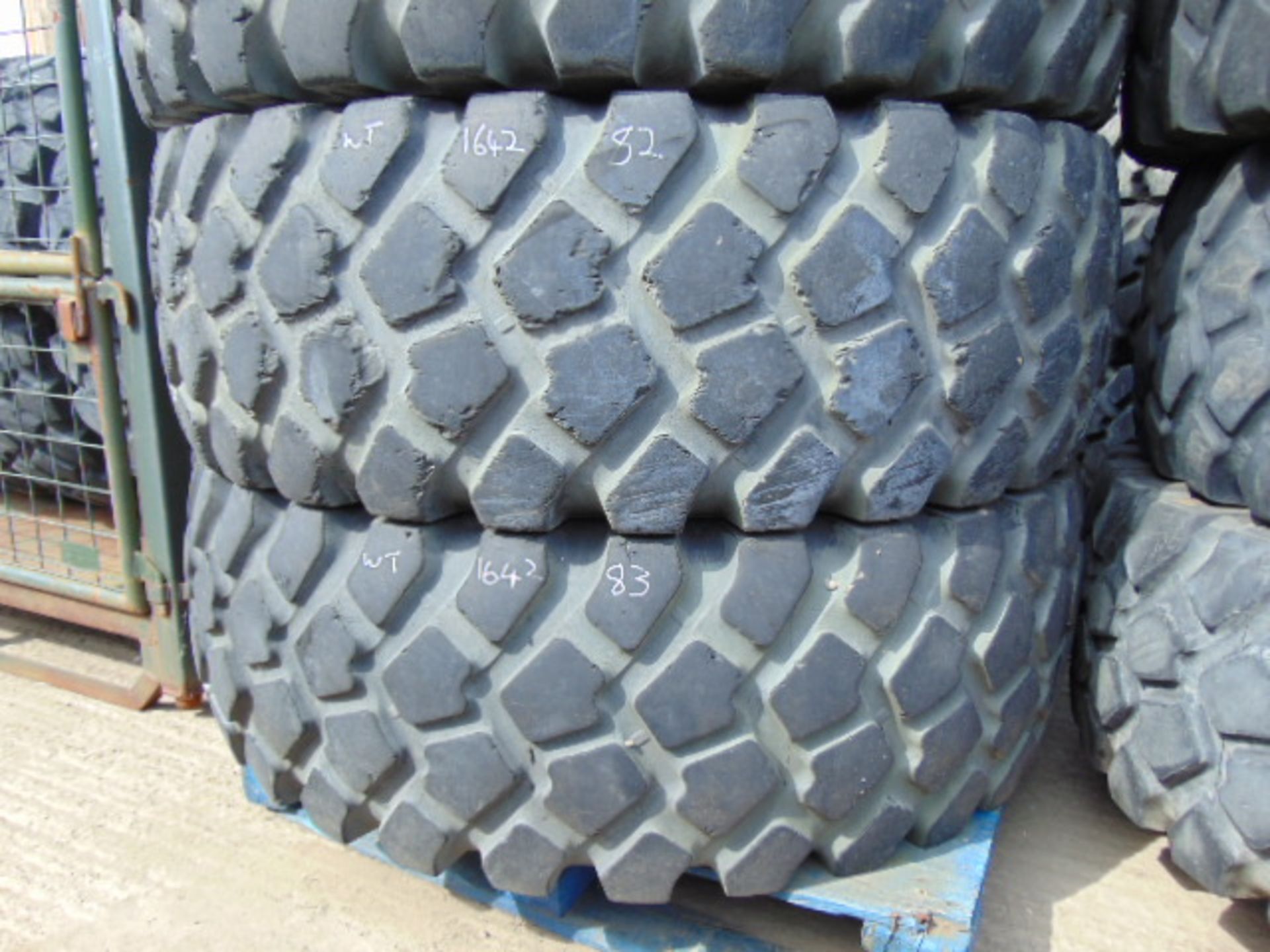 4 x Michelin 16.00 R20 XZL Tyres - Image 3 of 6