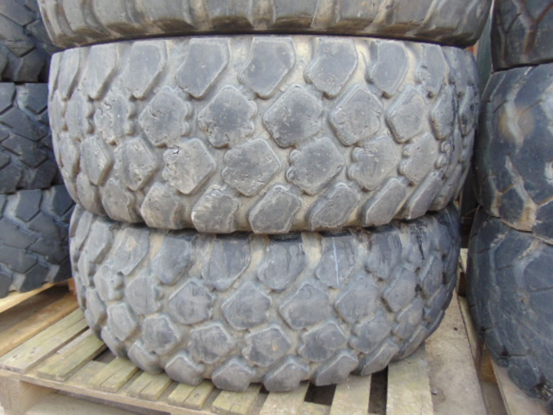 4 x Michelin XZL 395/85 R20 Tyres - Bild 3 aus 6