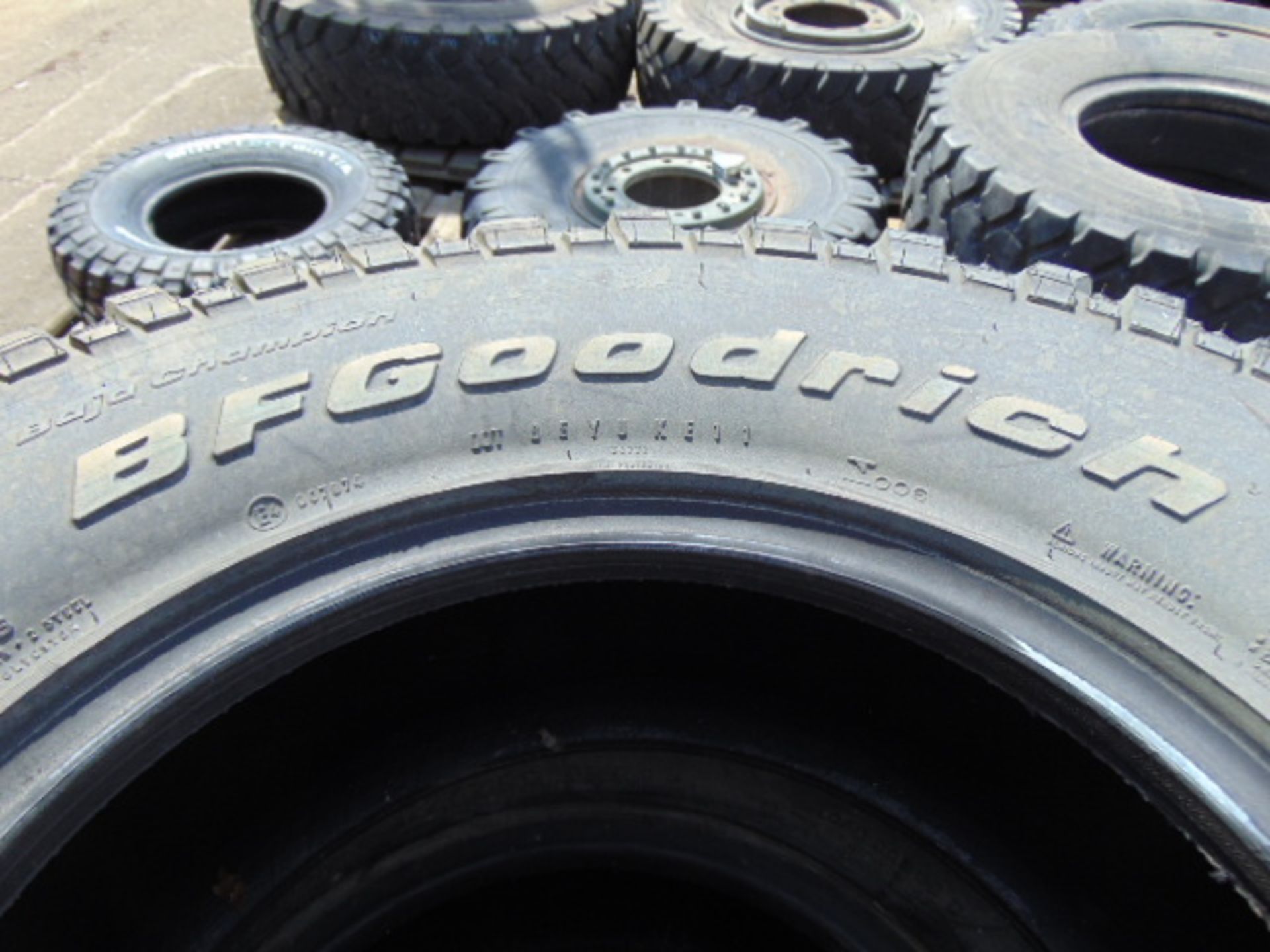4 x BF Goodrich Mud Terrain LT 285/75 R16 Tyres - Image 4 of 6