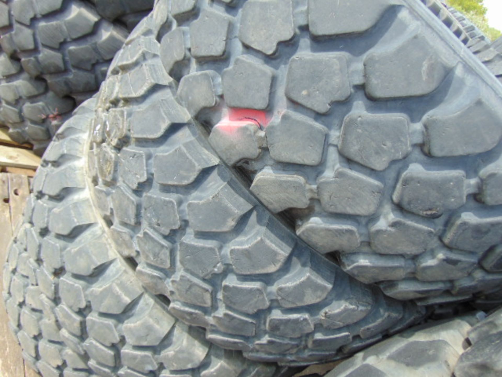 4 x Michelin XZL 395/85 R20 Tyres - Image 4 of 6