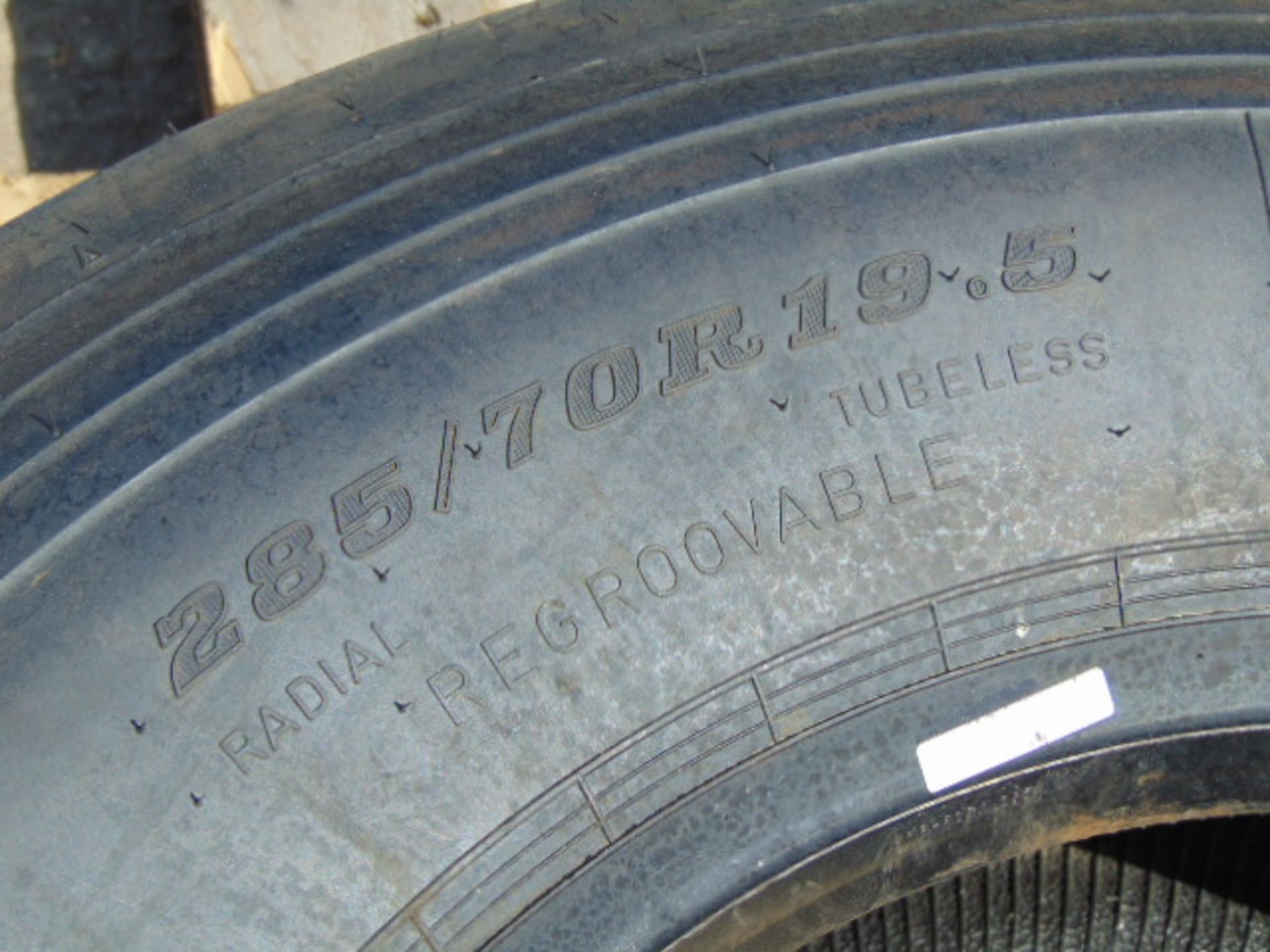 1 x Dunlop SP252 285/70R 19.5 Tyre - Image 6 of 7