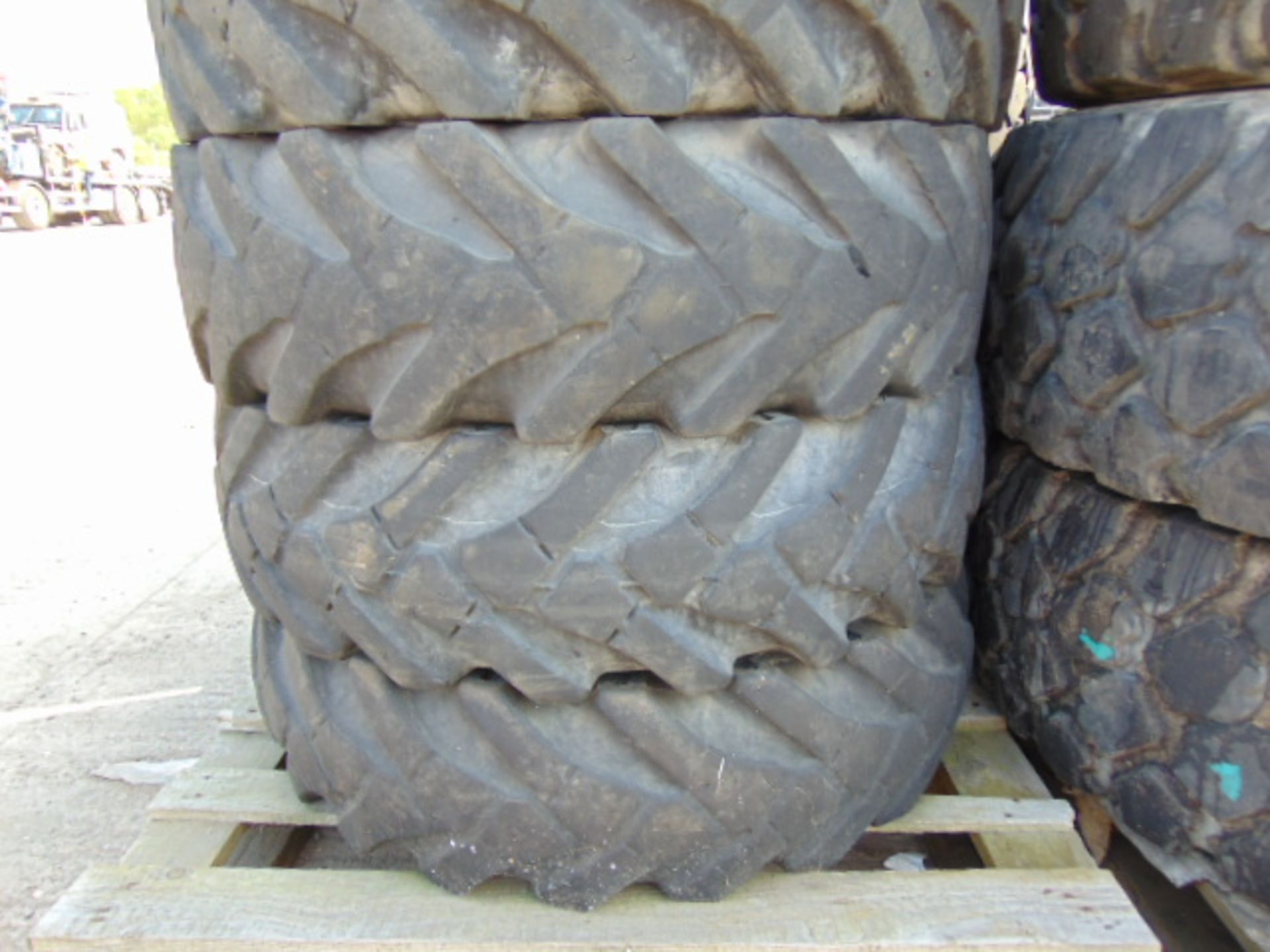 5 x BKT MP567 10.5-18 MPT Tyres - Image 3 of 6