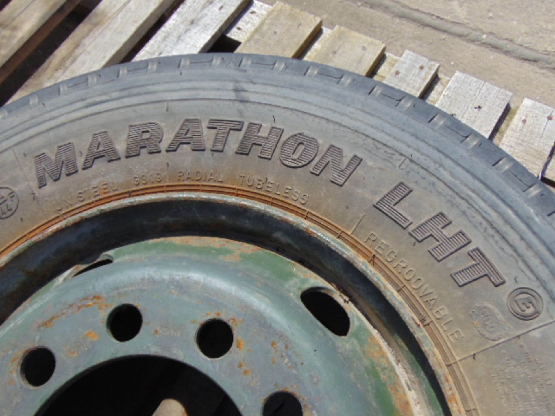 1 x Goodyear Marathon LHT 235/75 R17.5 Tyre complete with 10 stud rim - Image 5 of 7