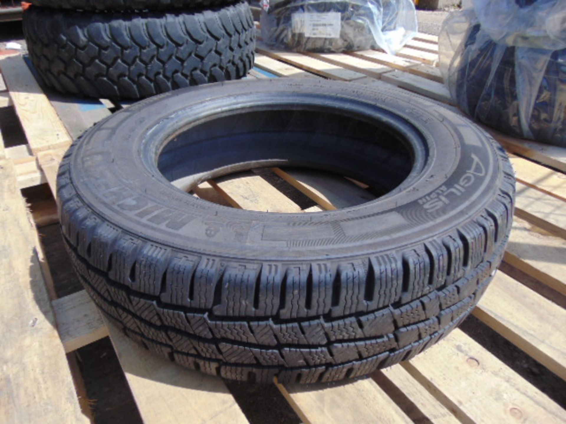 1 x Michelin Agilis Alpin 195/75 R16 C Tyre