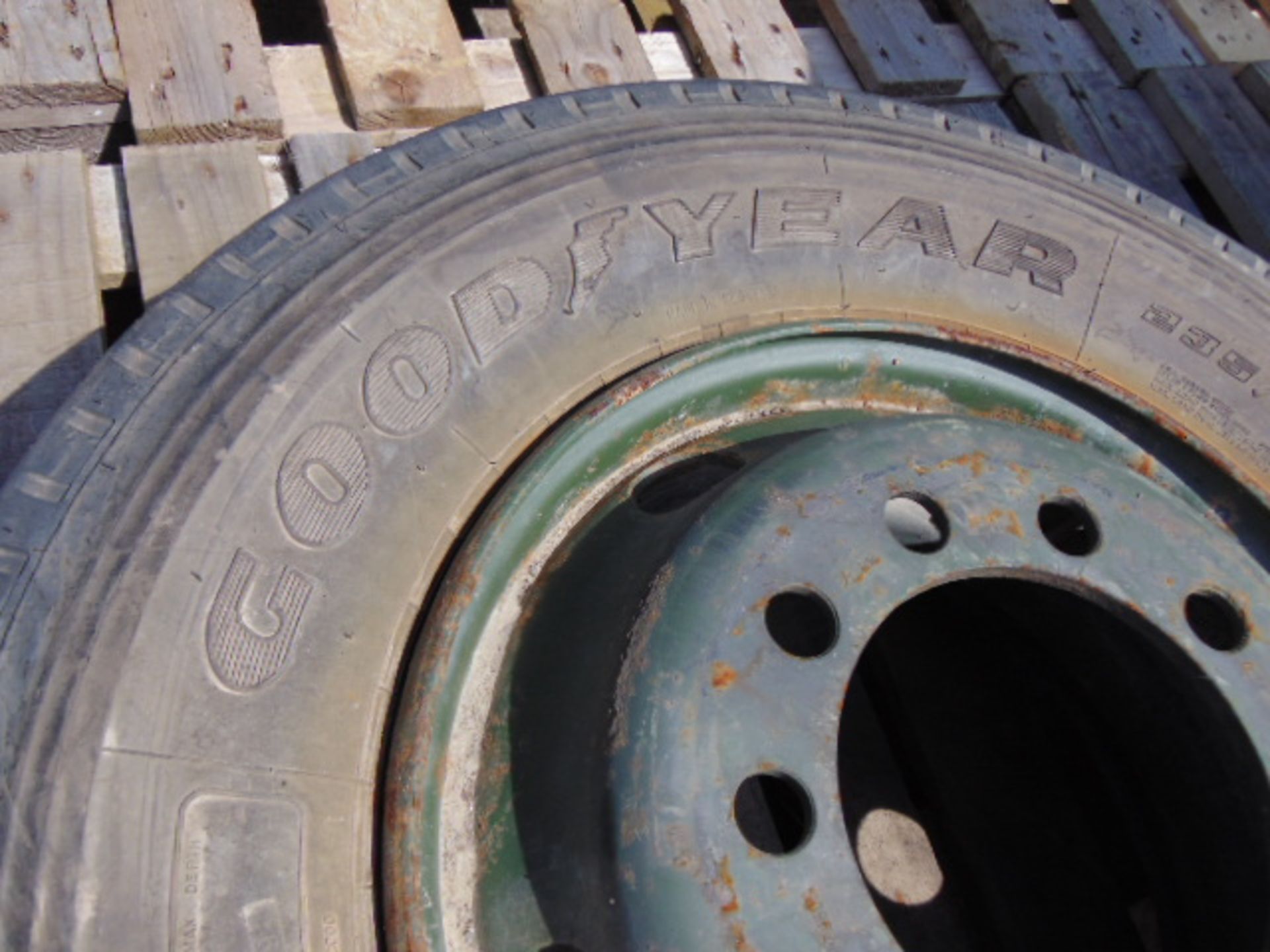 1 x Goodyear Marathon LHT 235/75 R17.5 Tyre complete with 10 stud rim - Image 3 of 7