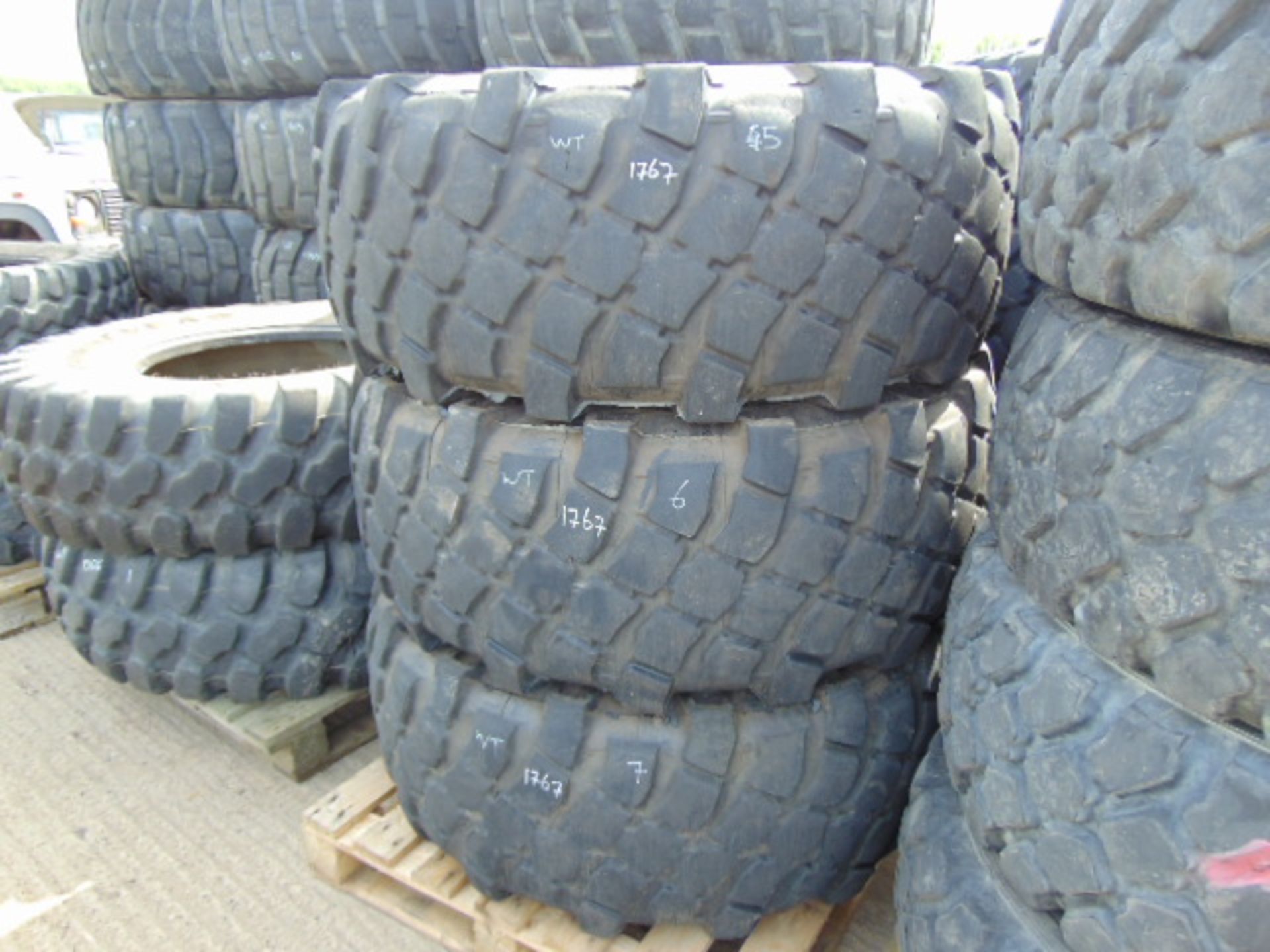 3 x Michelin XML 475/80 R20 Tyres