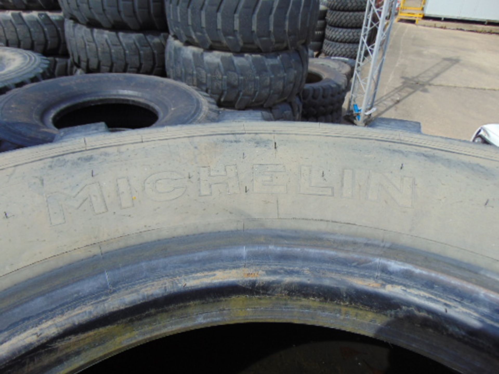 4 x Michelin 20.5 R25 XL 525/80 R25 Tyres - Image 5 of 6