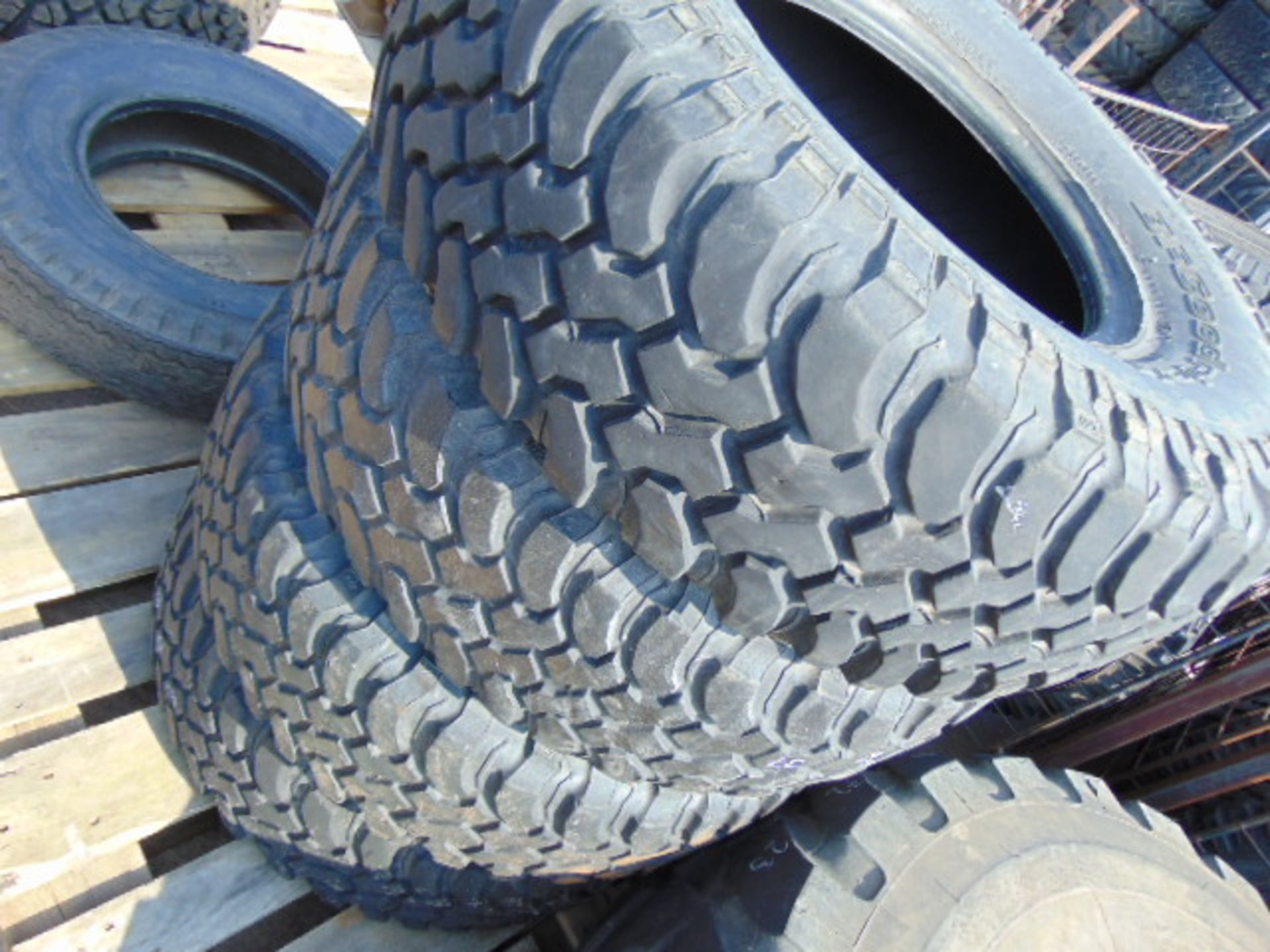 4 x BF Goodrich Mud Terrain LT 285/75 R16 Tyres - Image 4 of 7