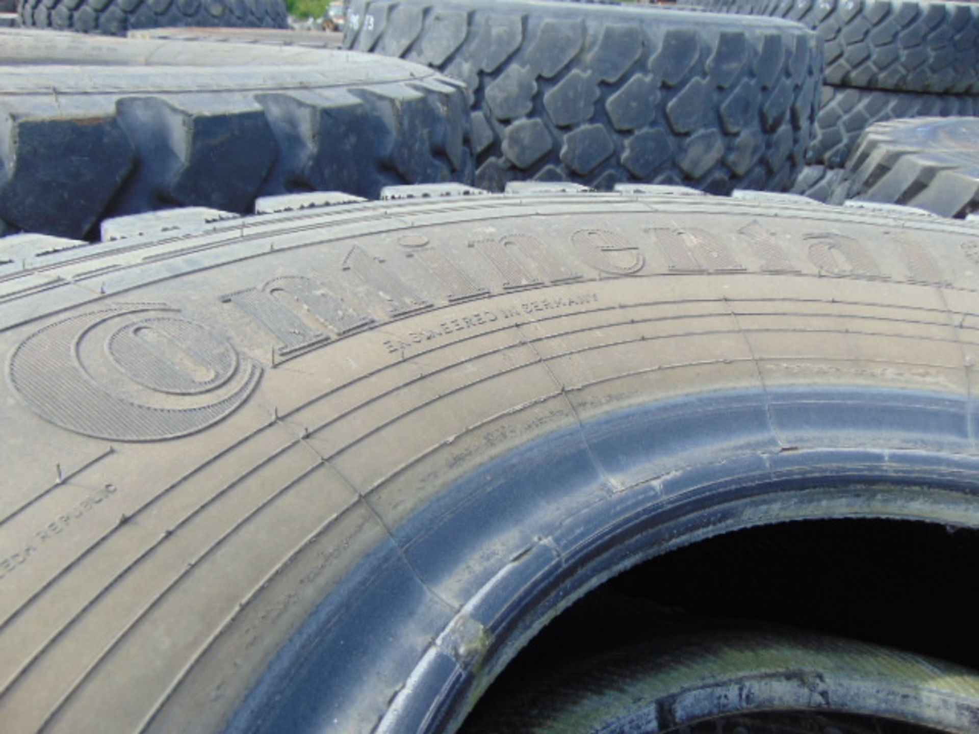 4 x Continental 14.00 R20 Tyres - Image 5 of 6