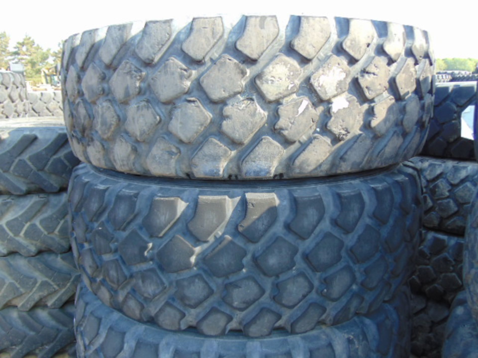 4 x Michelin XZL 395/85 R20 Tyres - Image 2 of 6