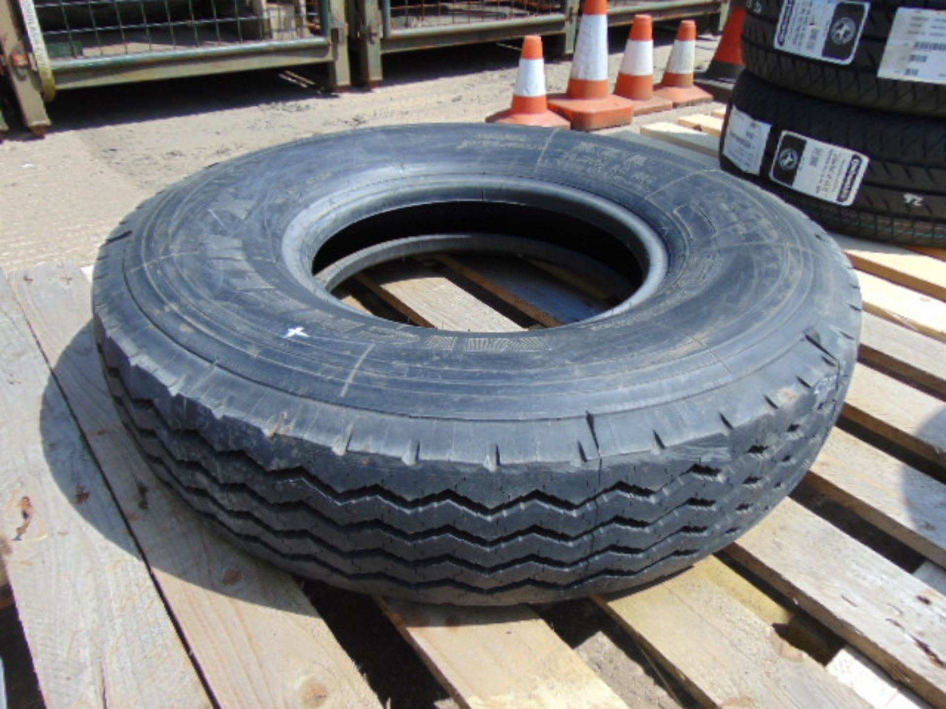 1 x Michelin 8.25 R16 XZA Tyre