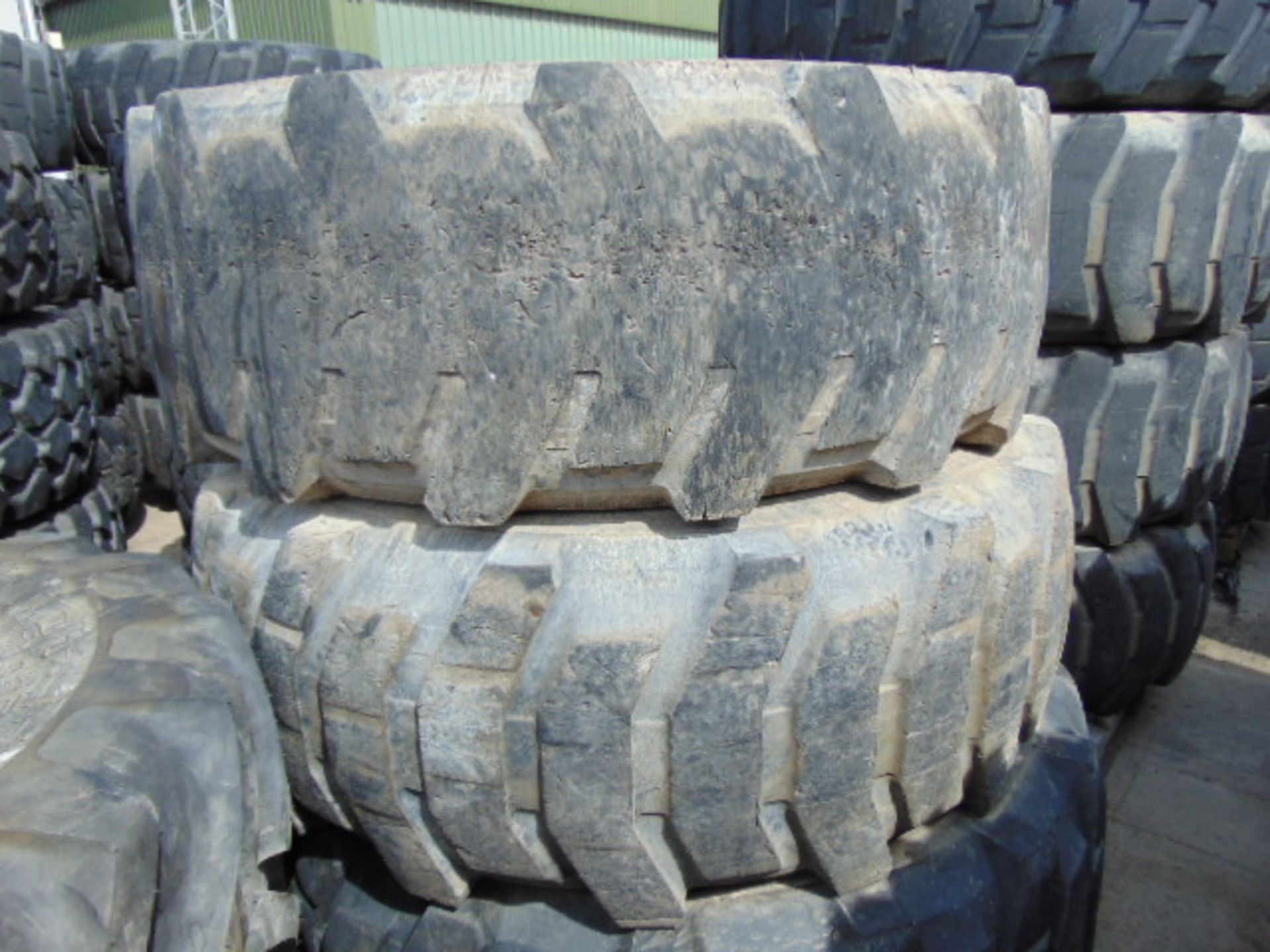 3 x Michelin 20.5 R25 XL 525/80 R25 Tyres - Bild 2 aus 5