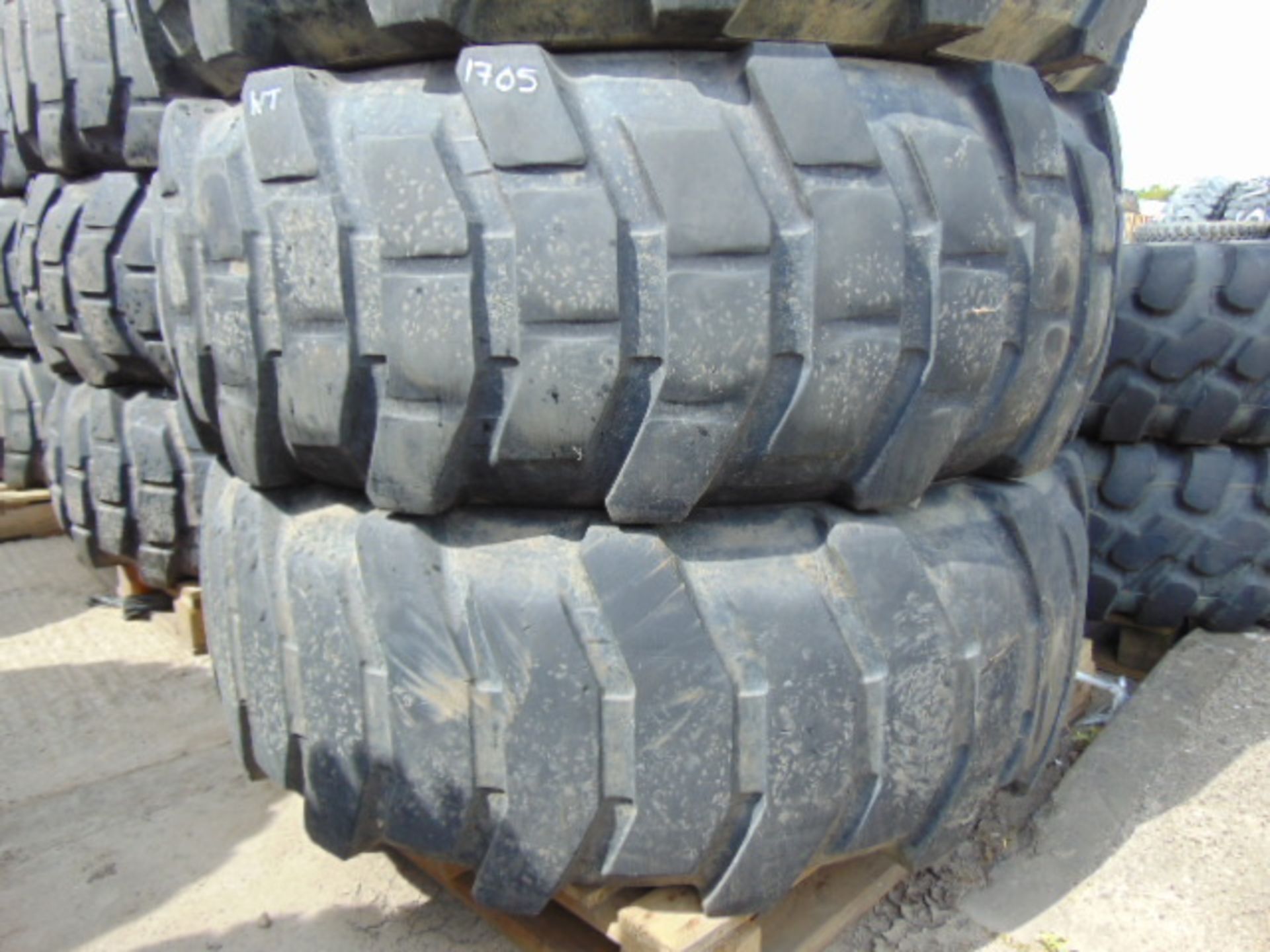 4 x Michelin 20.5 R25 XL 525/80 R25 Tyres - Bild 3 aus 5