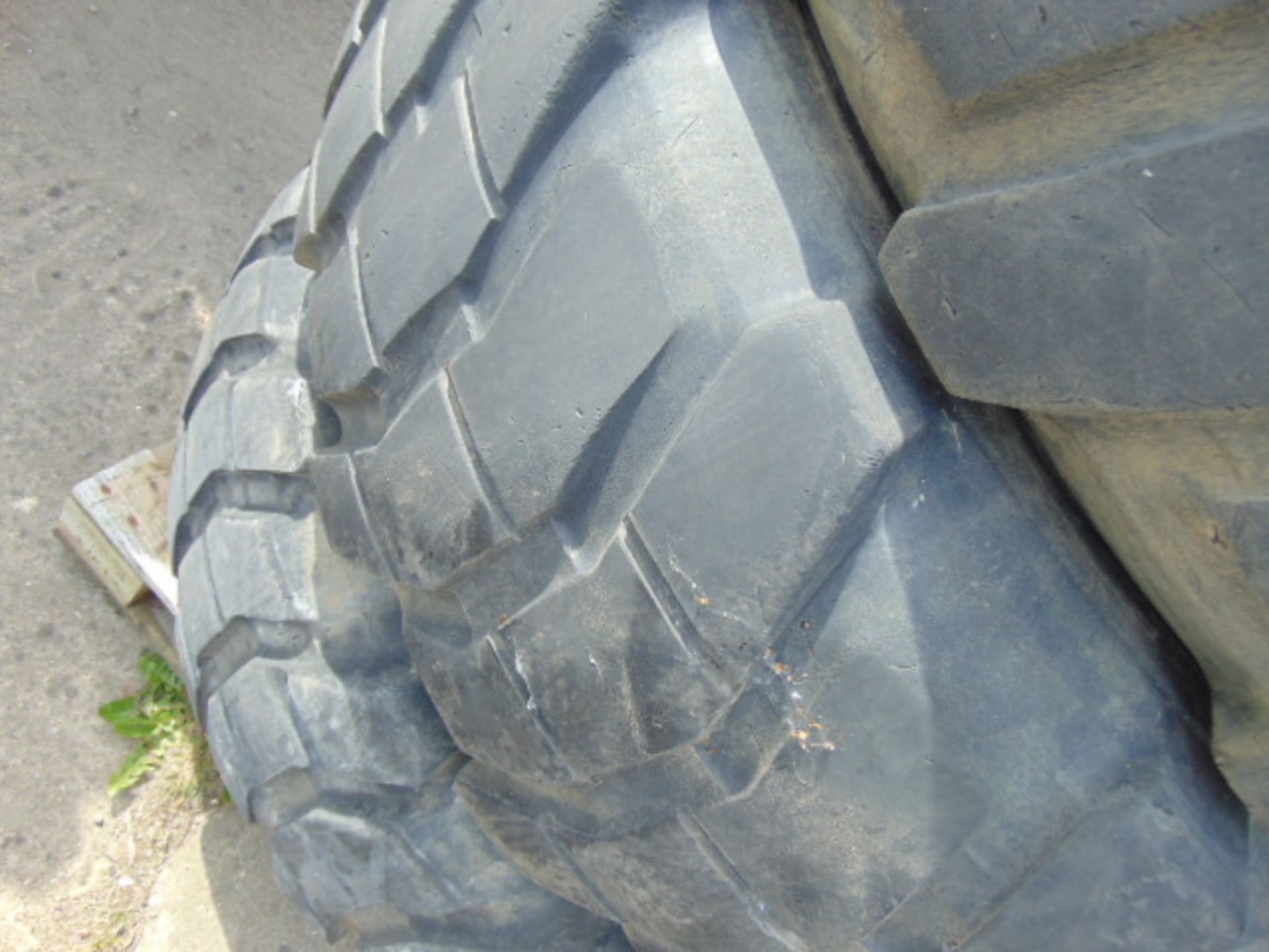 4 x Michelin 20.5 R25 XL 525/80 R25 Tyres - Image 4 of 6