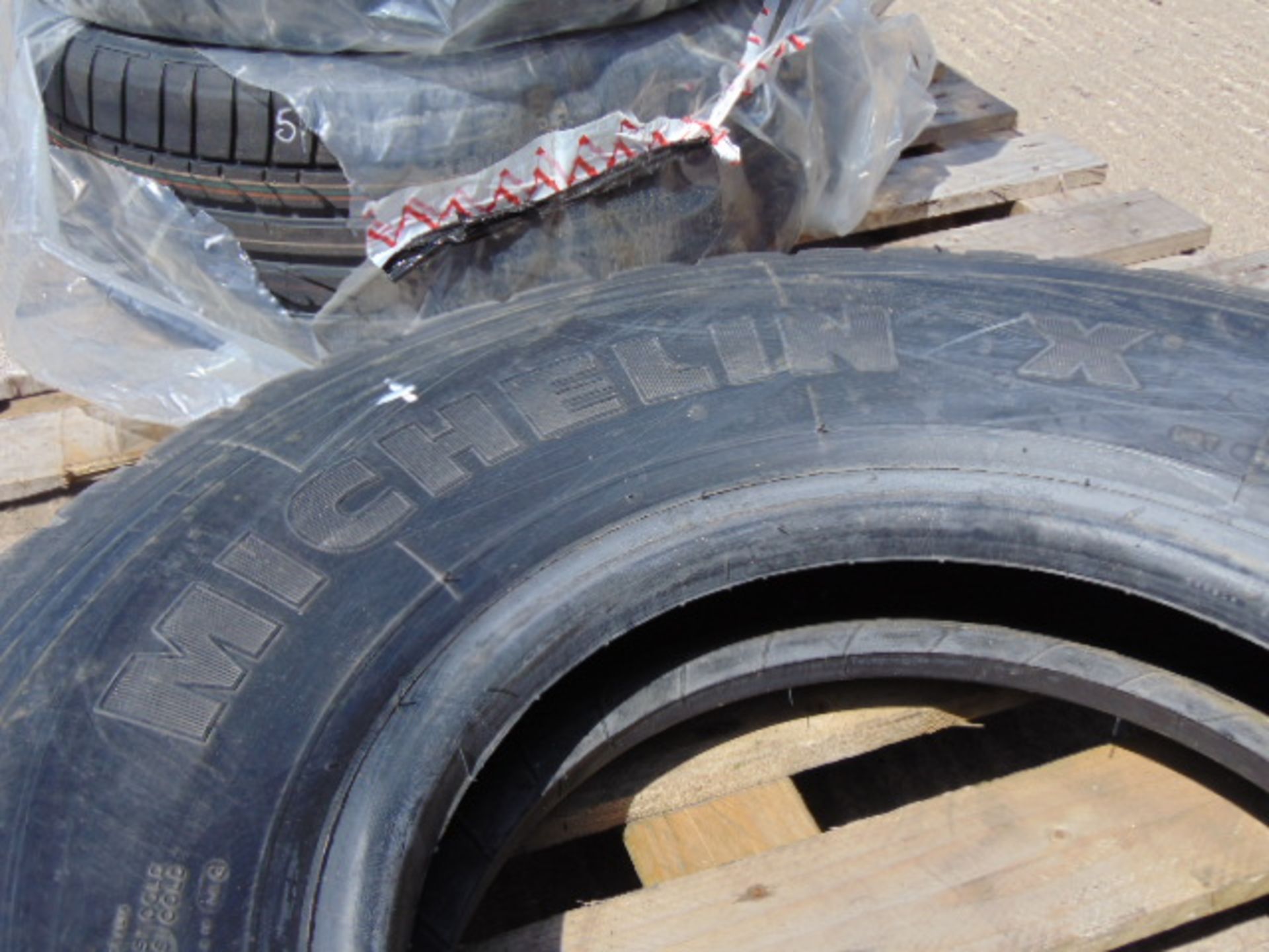 1 x Michelin 8.25 R16 XZA Tyre - Image 5 of 6