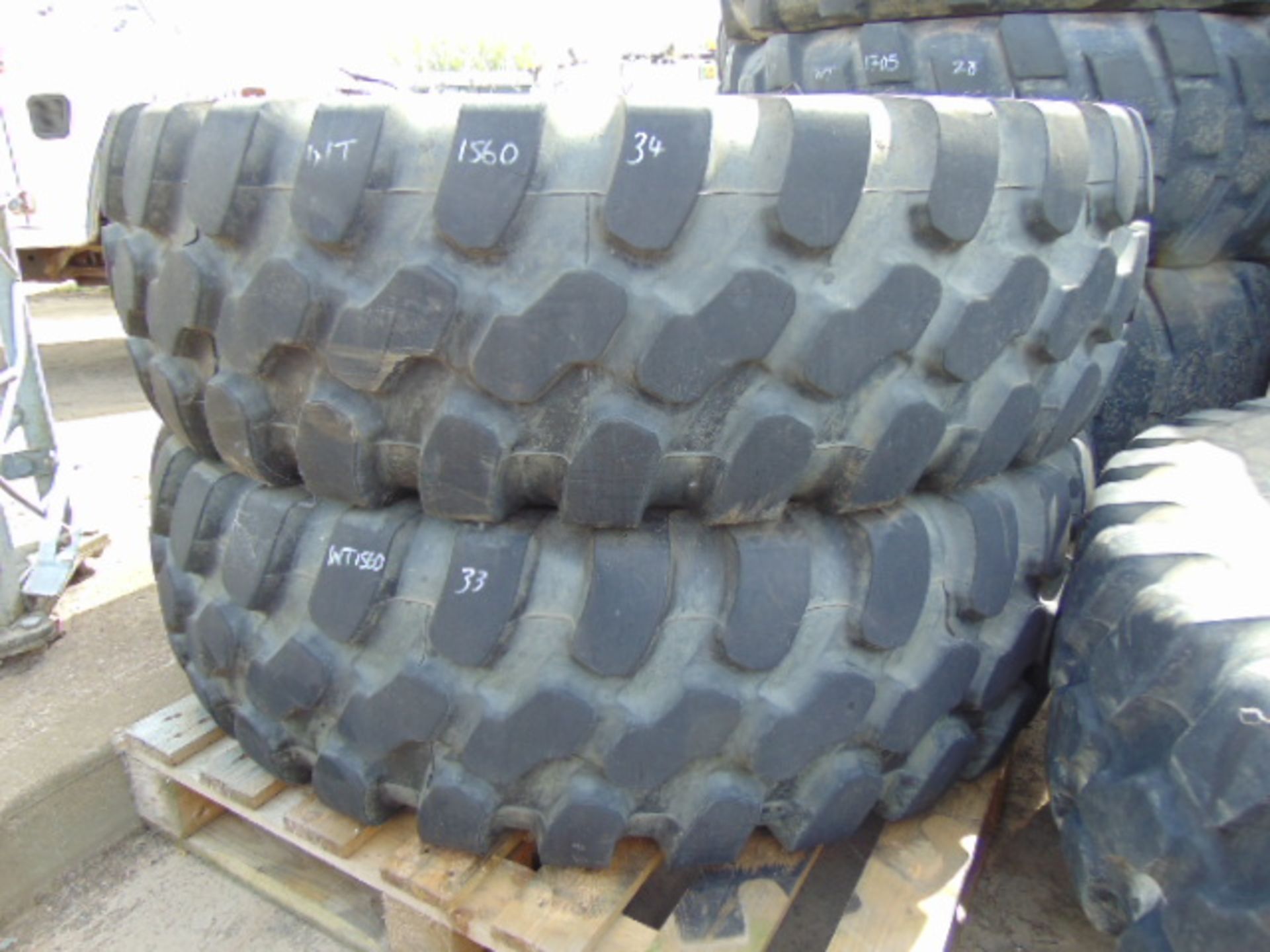 2 x Goodyear IT530 440/80 R28 IND Tyres - Image 2 of 6