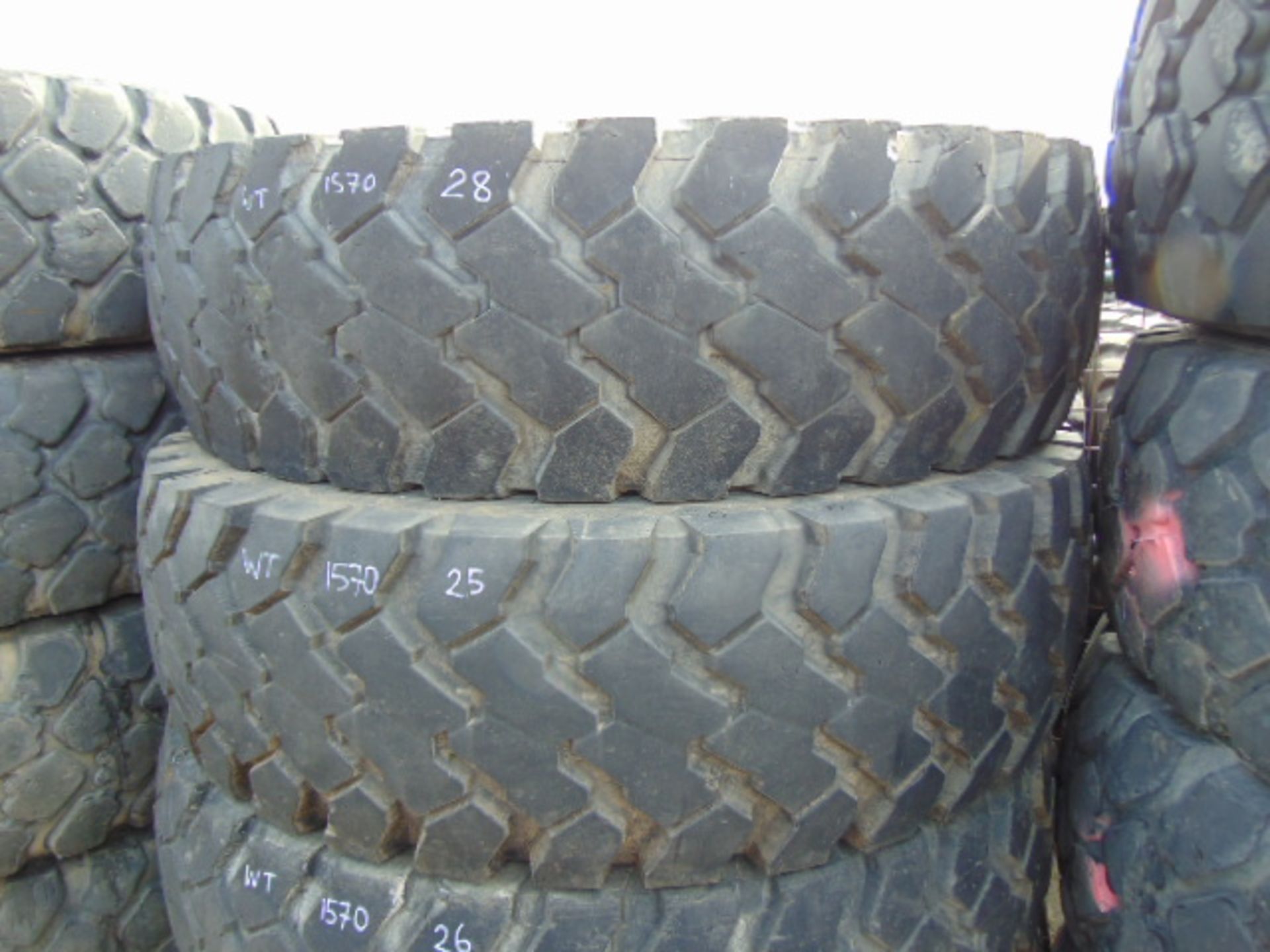 4 x Continental 14.00 R20 Tyres - Image 2 of 6