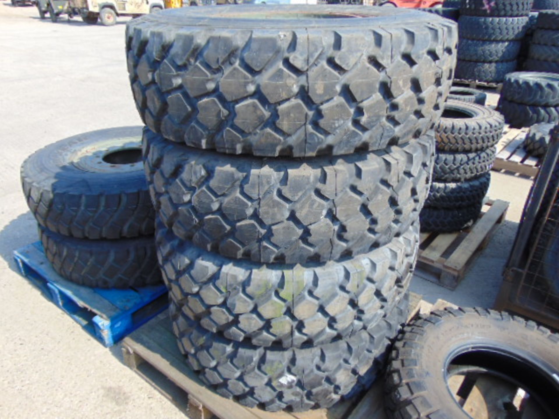 4 x Michelin XZL 365/85 R20 Tyres with Runflat Inserts and 10 Stud Rims