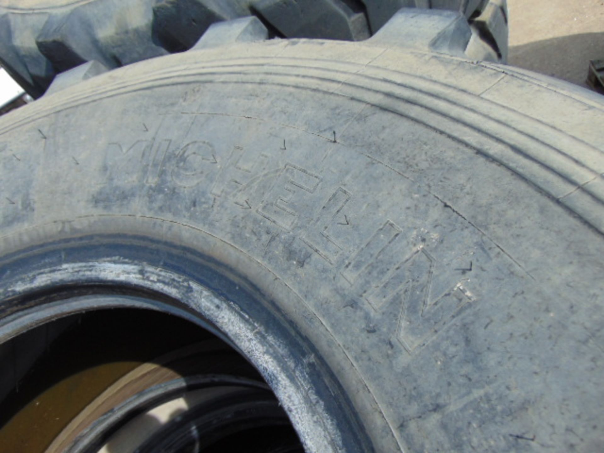 4 x Michelin 20.5 R25 XL 525/80 R25 Tyres - Image 4 of 5