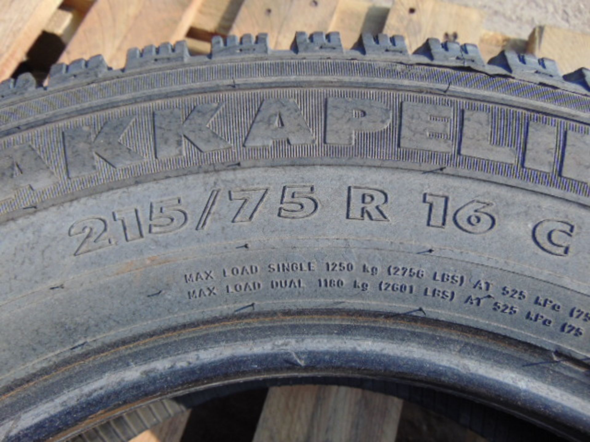 1 x Nokian Hakkapeliitta C2 215/75 R16 Tyre with Tyre Studs - Image 5 of 6