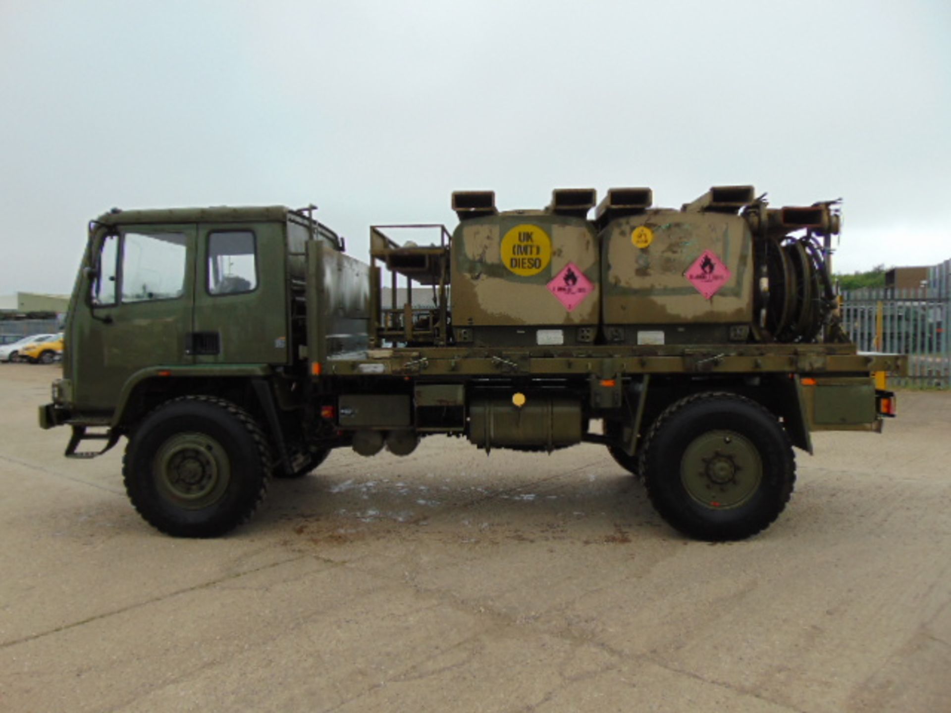 Leyland Daf 45/150 4 x 4 Refueling Truck C/W UBRE Bulk Fuel Dispensing System - Image 4 of 19