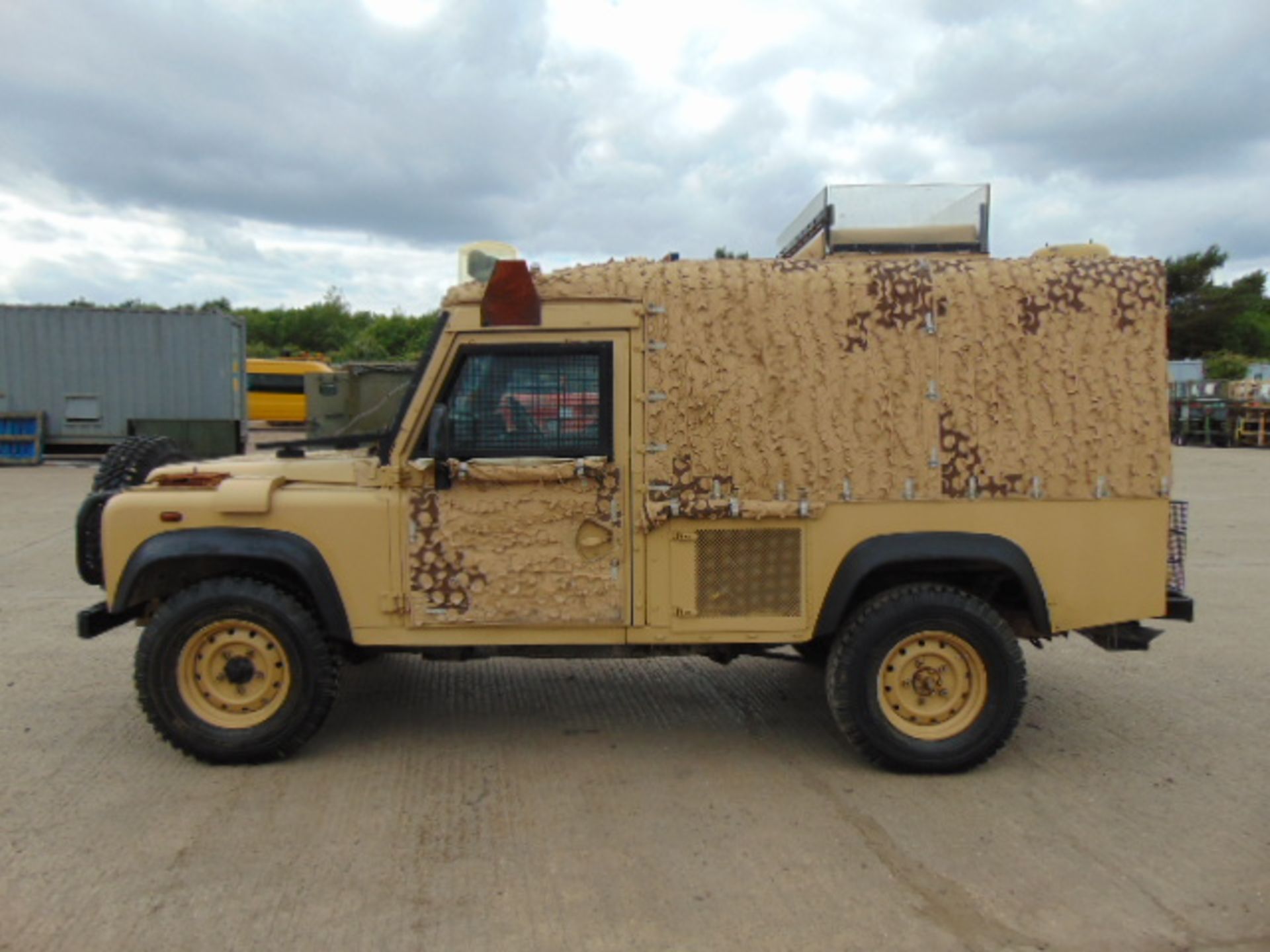 Land Rover 110 300TDi Snatch-2A - Image 4 of 23