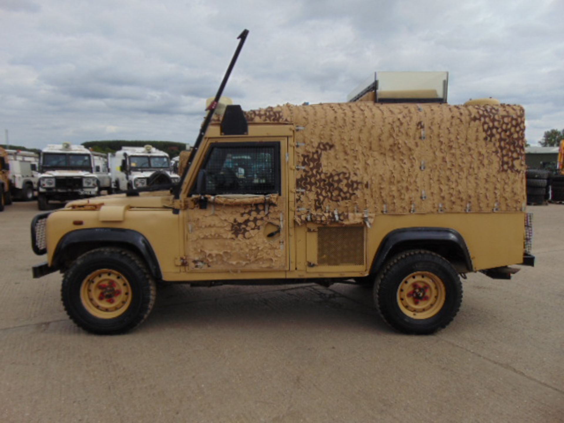 Land Rover 110 300TDi Snatch-2A - Image 4 of 22