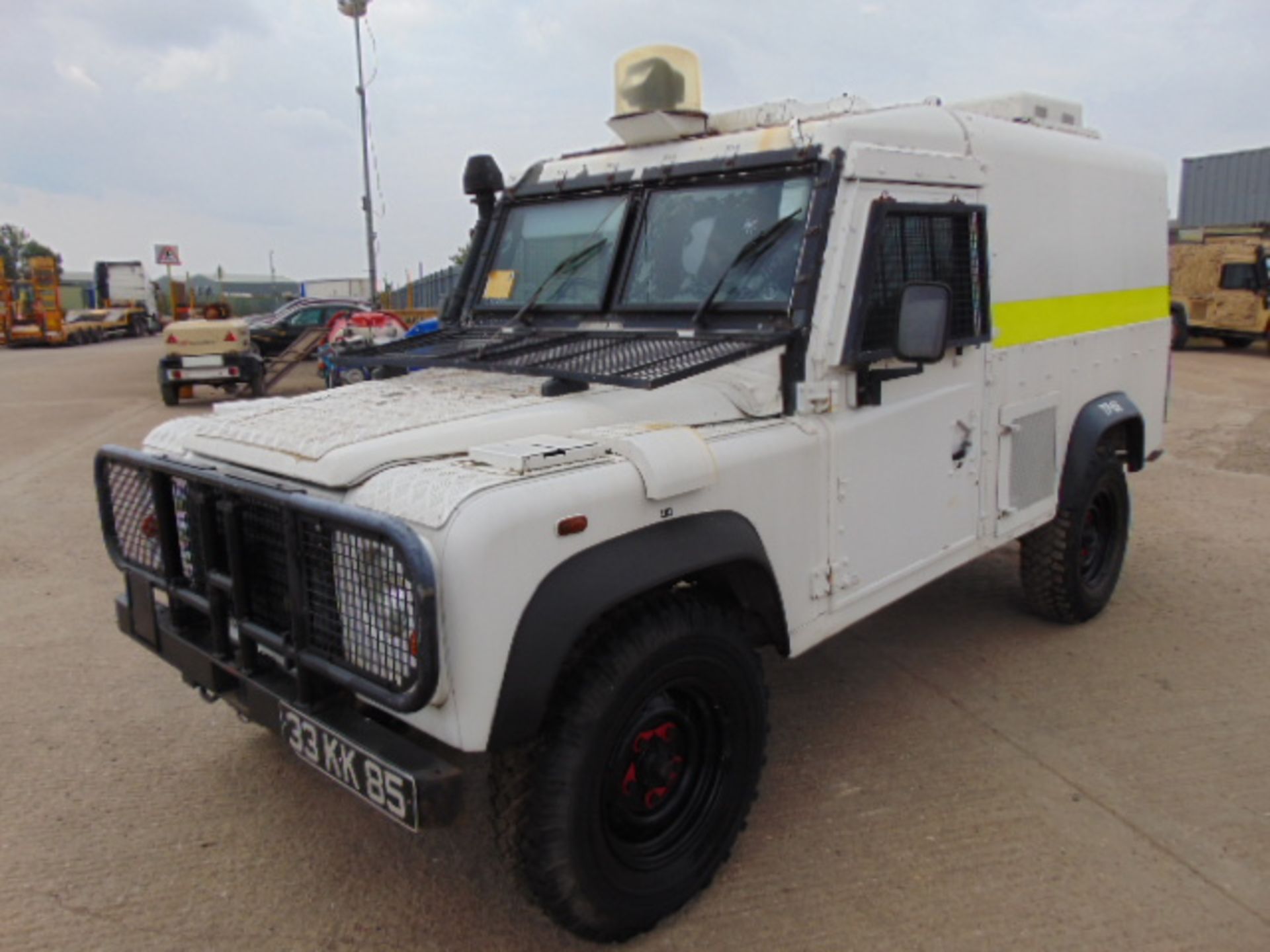 Land Rover 110 300TDi Snatch-2A - Image 3 of 22