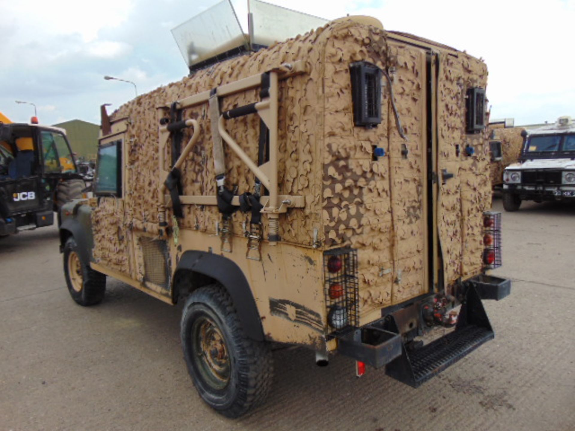 Land Rover 110 300TDi Snatch-2A - Image 7 of 23