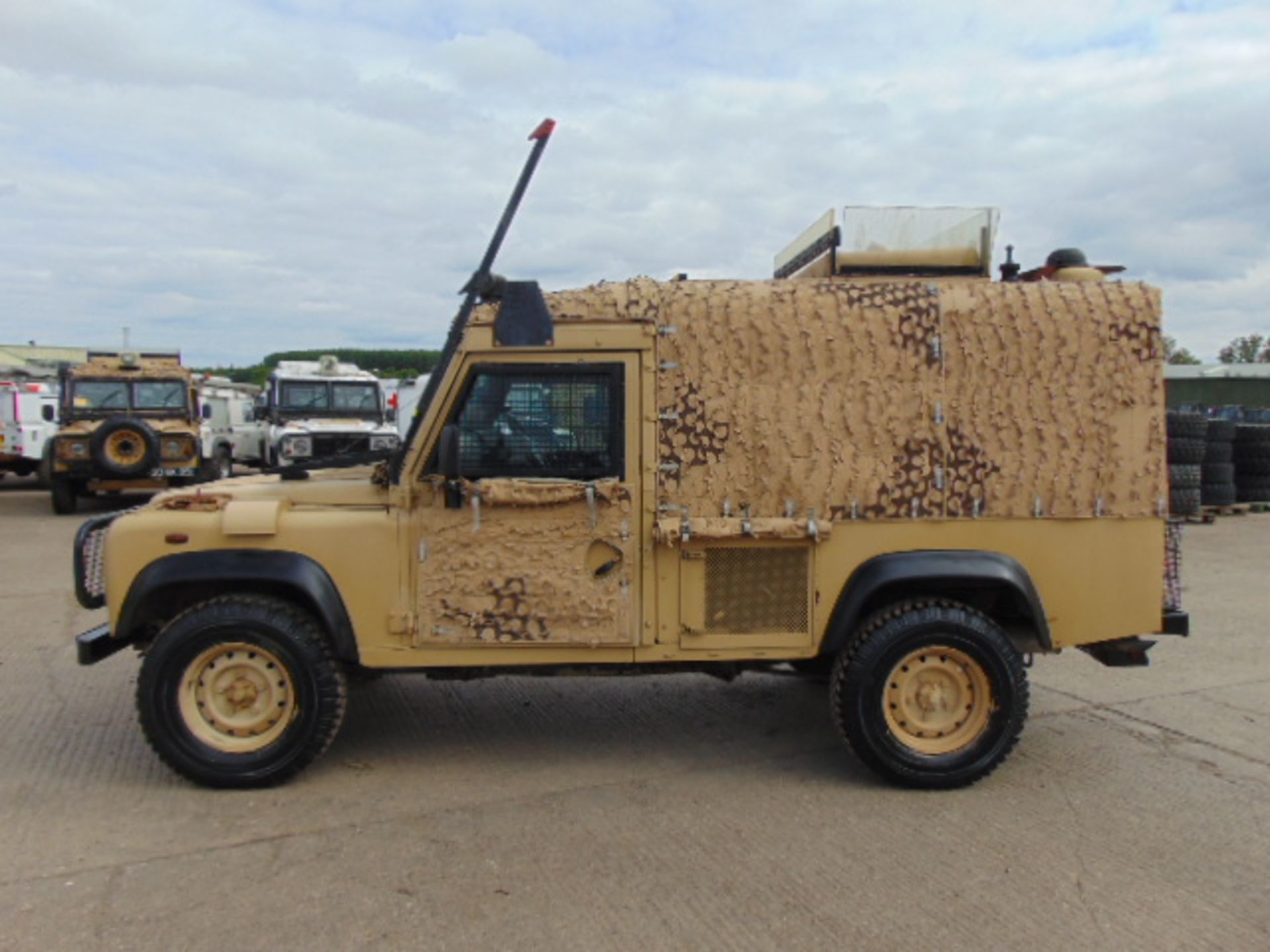 Land Rover 110 300TDi Snatch-2A - Image 4 of 22