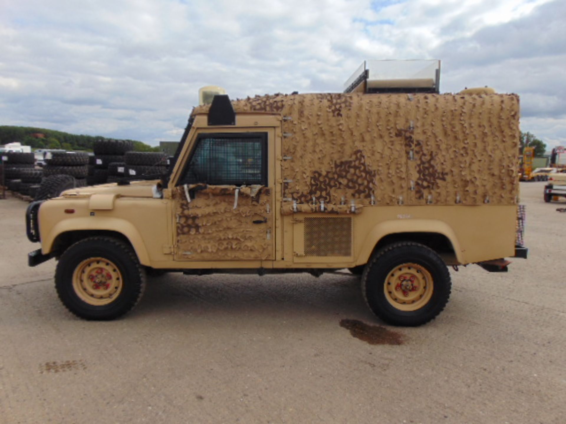 Land Rover 110 300TDi Snatch-2A - Image 2 of 19